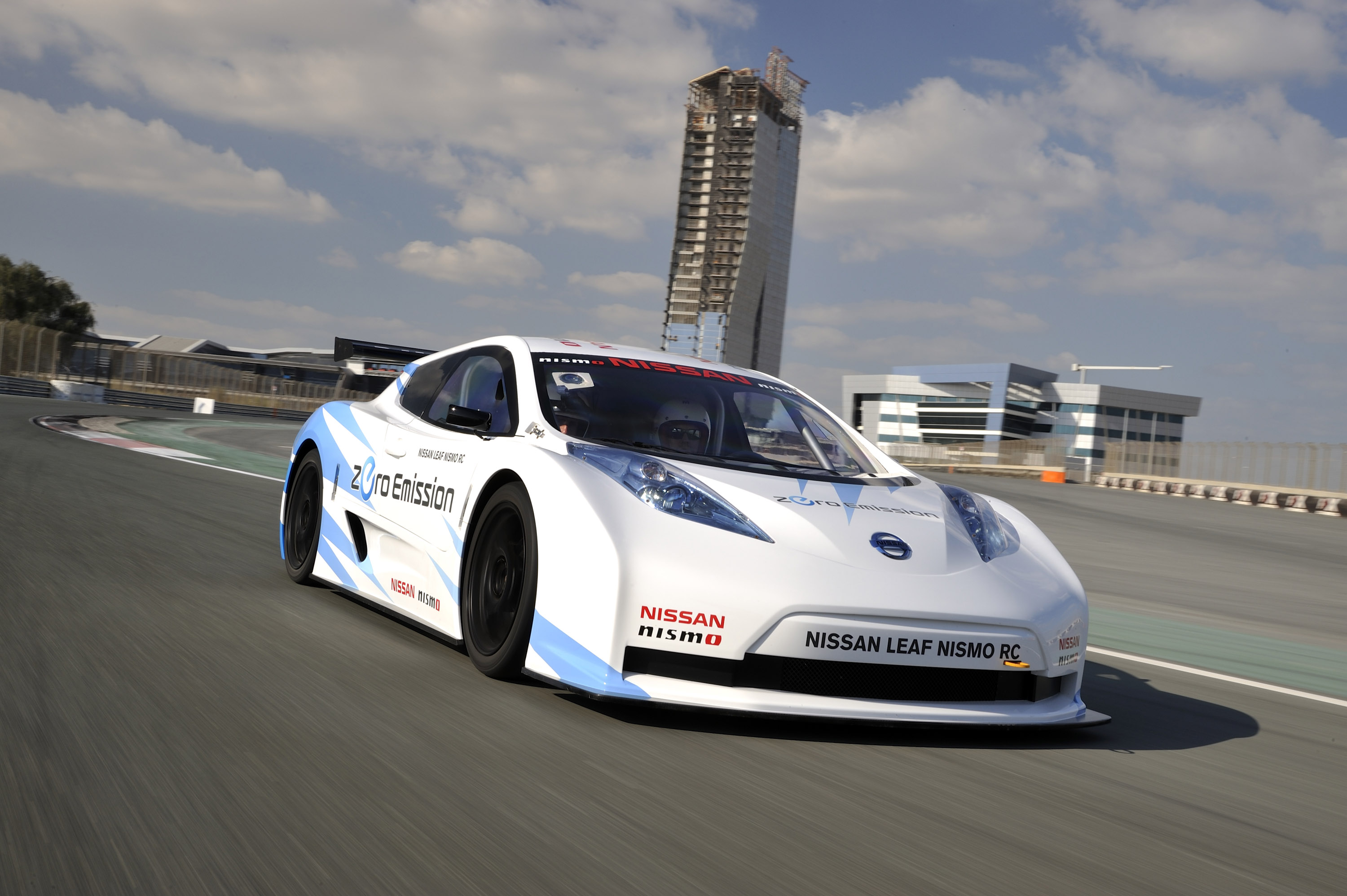 Nissan LEAF NISMO RC photo #3