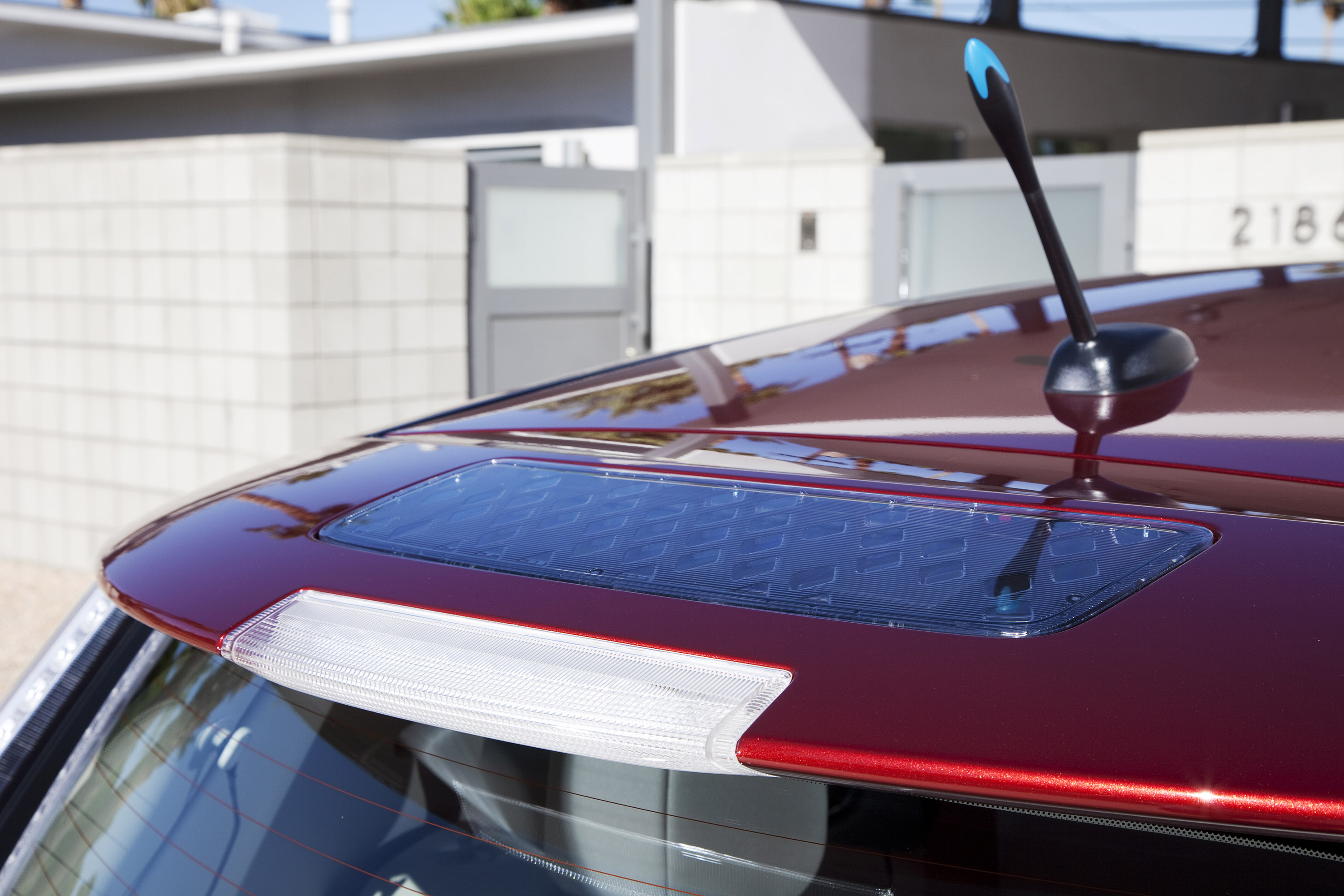 Nissan LEAF photo #34