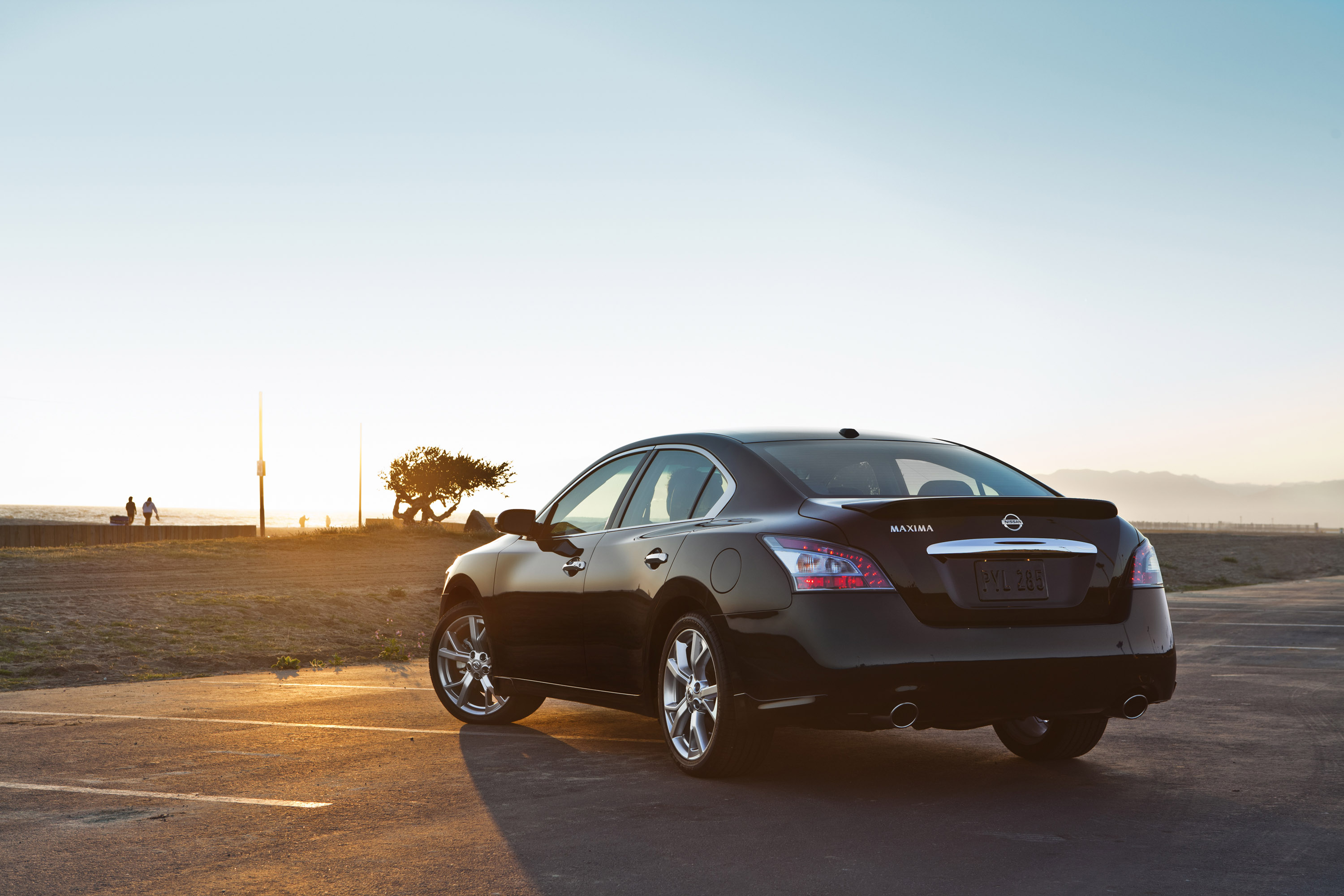 Nissan Maxima photo #18