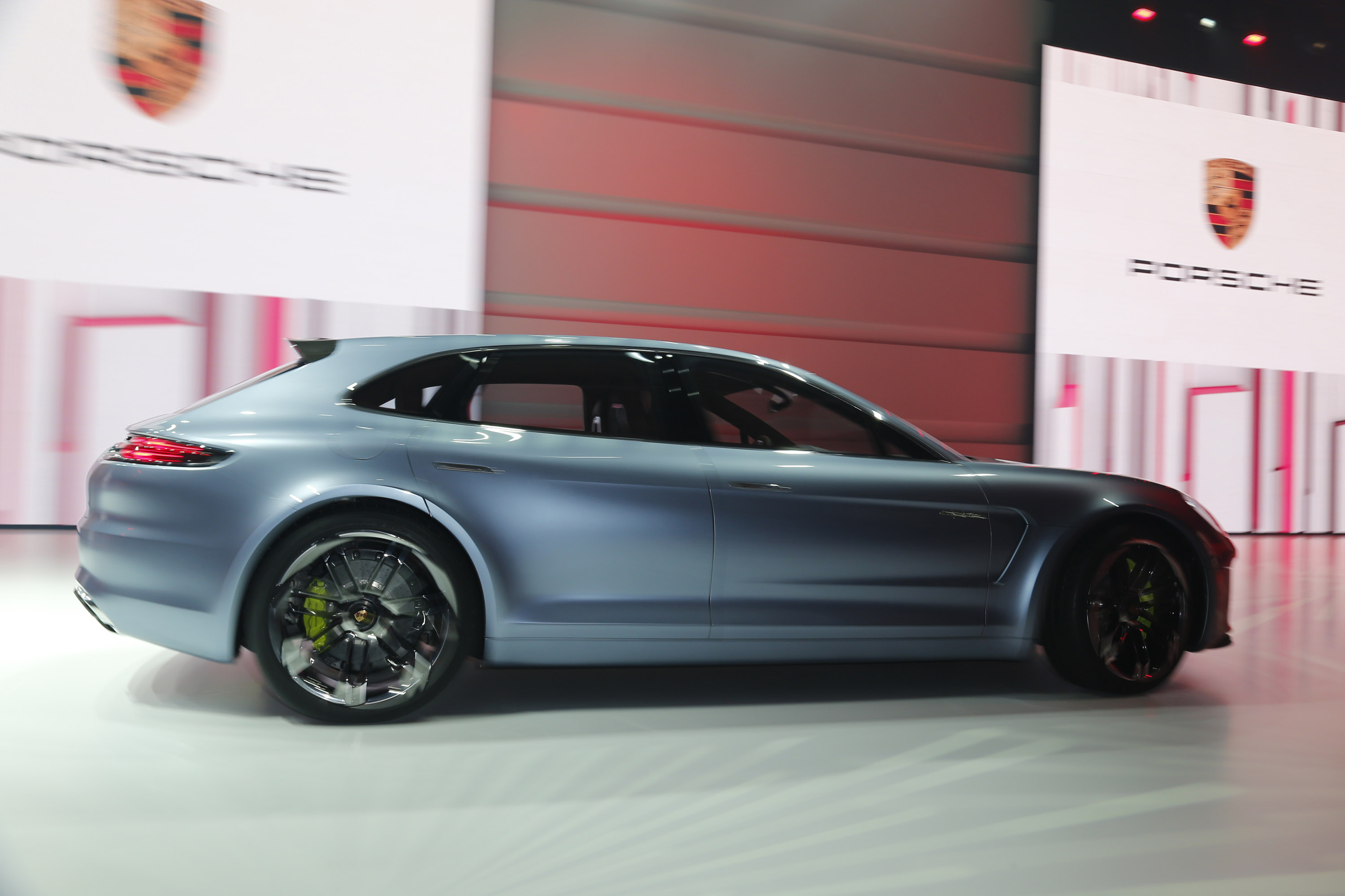 Porsche Panamera Sport Turismo Concept photo #20