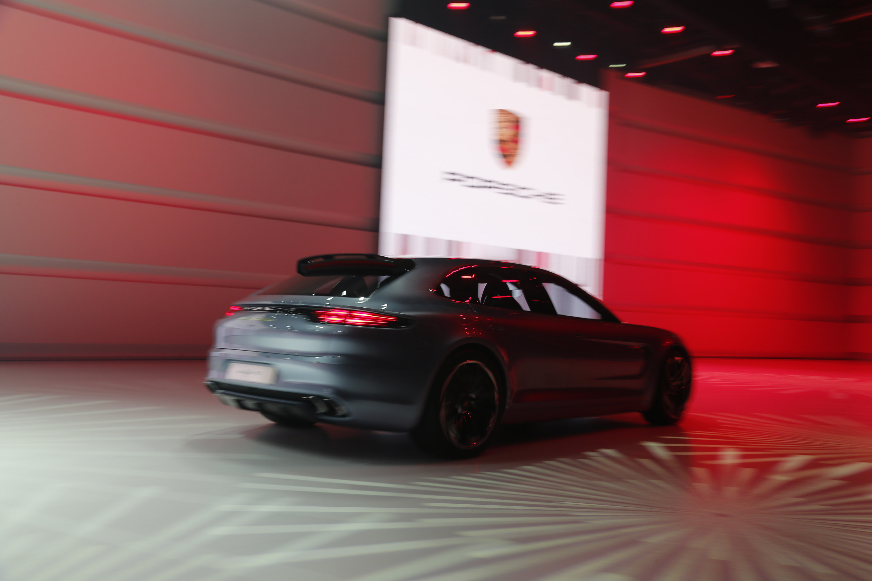 Porsche Panamera Sport Turismo Concept photo #43