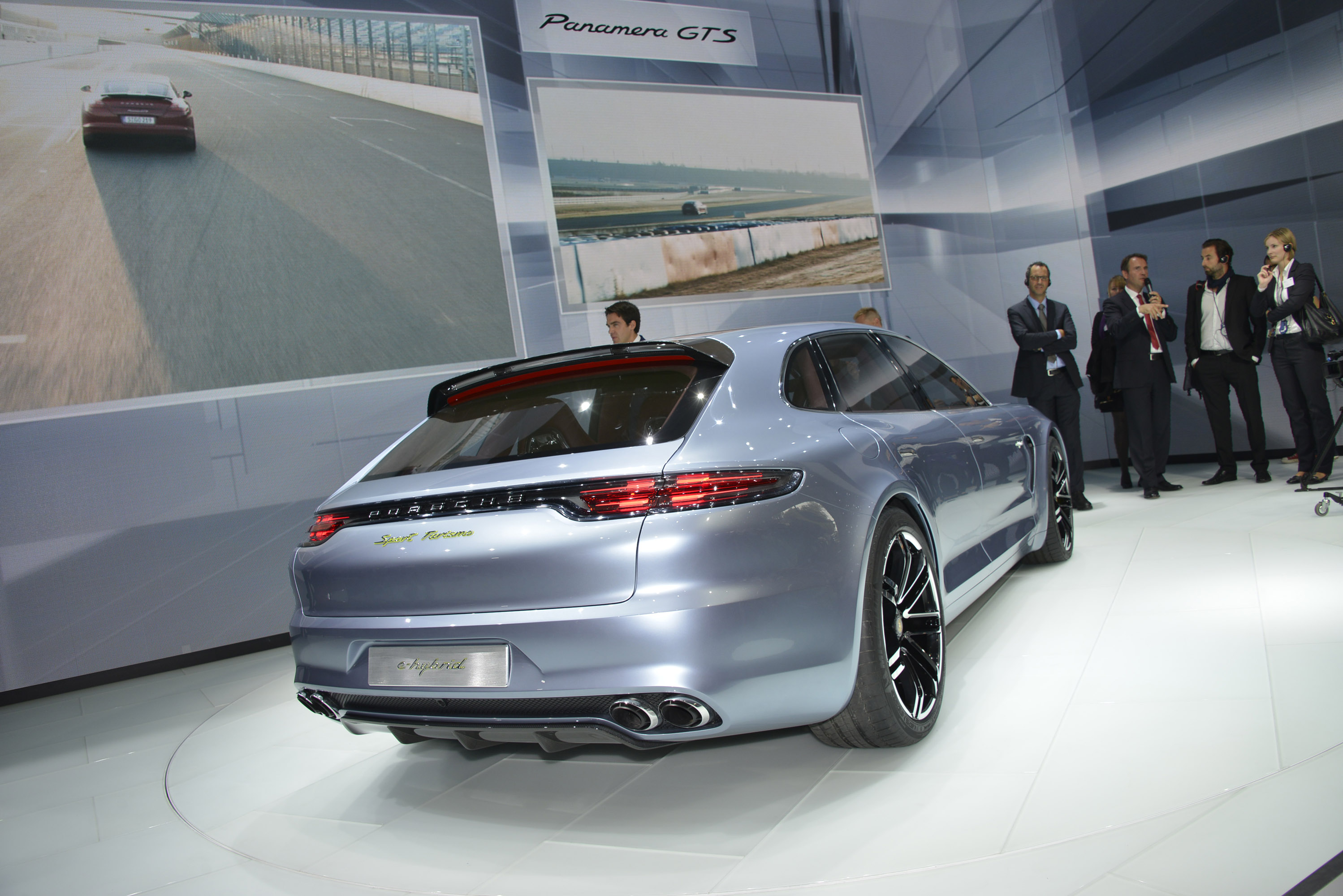 Porsche Panamera Sport Turismo Concept photo #46