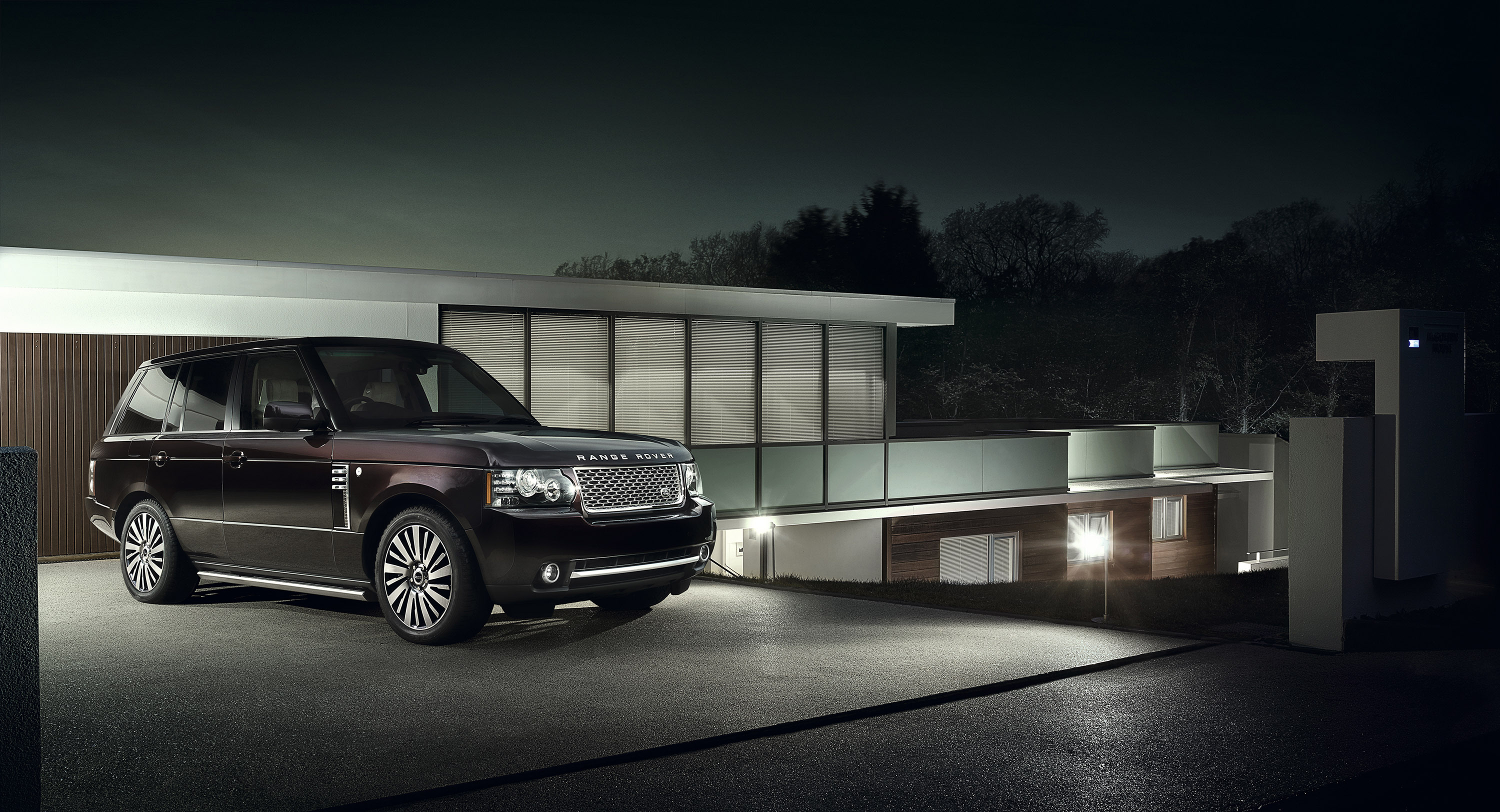 Range Rover Autobiography Ultimate Edition photo #1