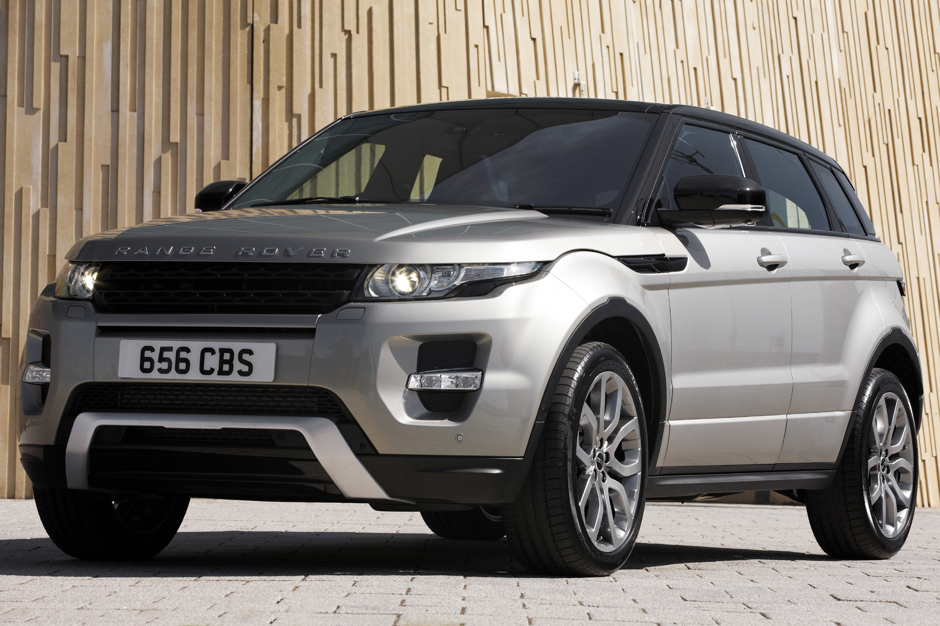 Range Rover Evoque 5-door photo #2