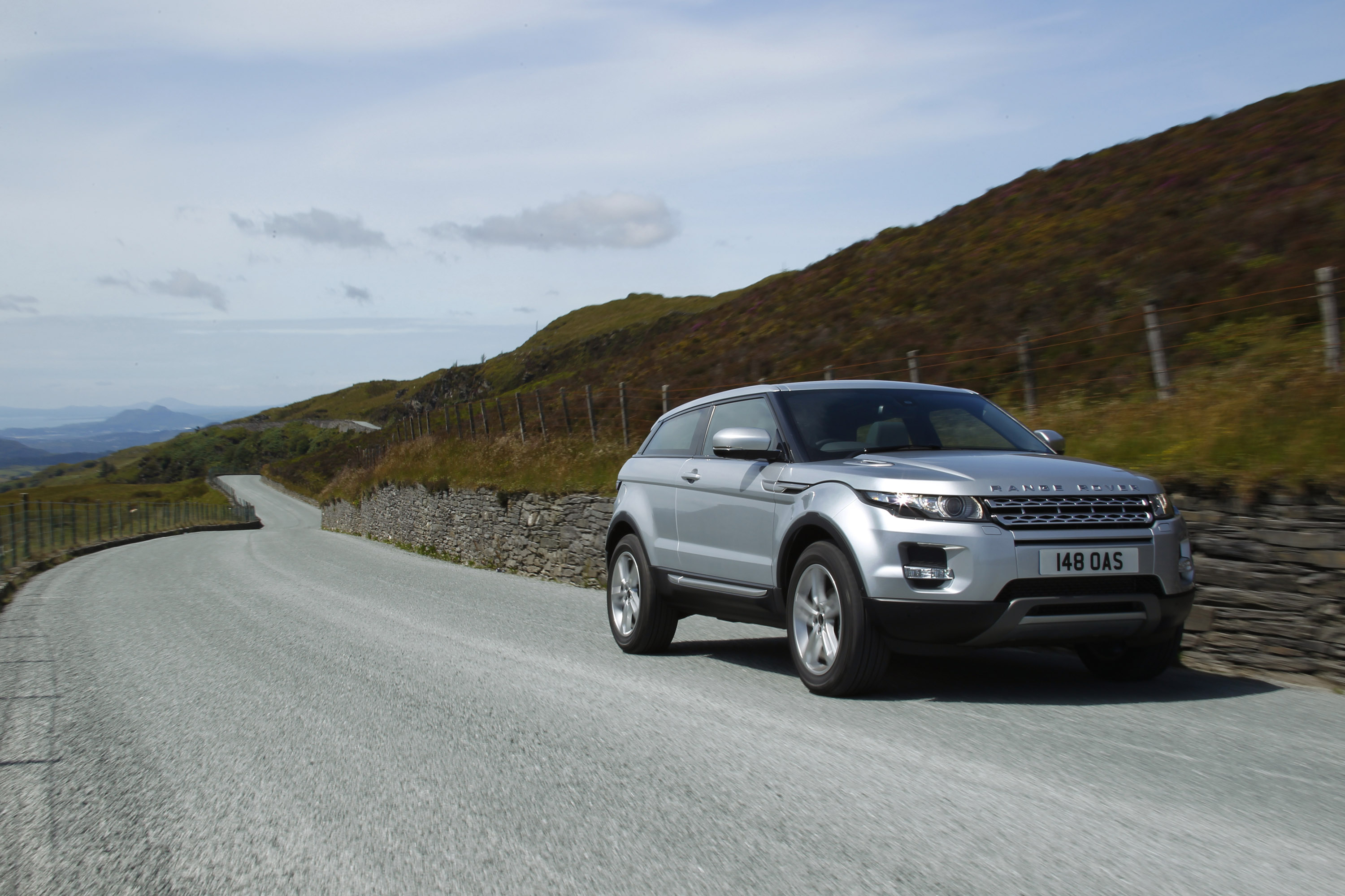 Range Rover Evoque 5-door photo #22