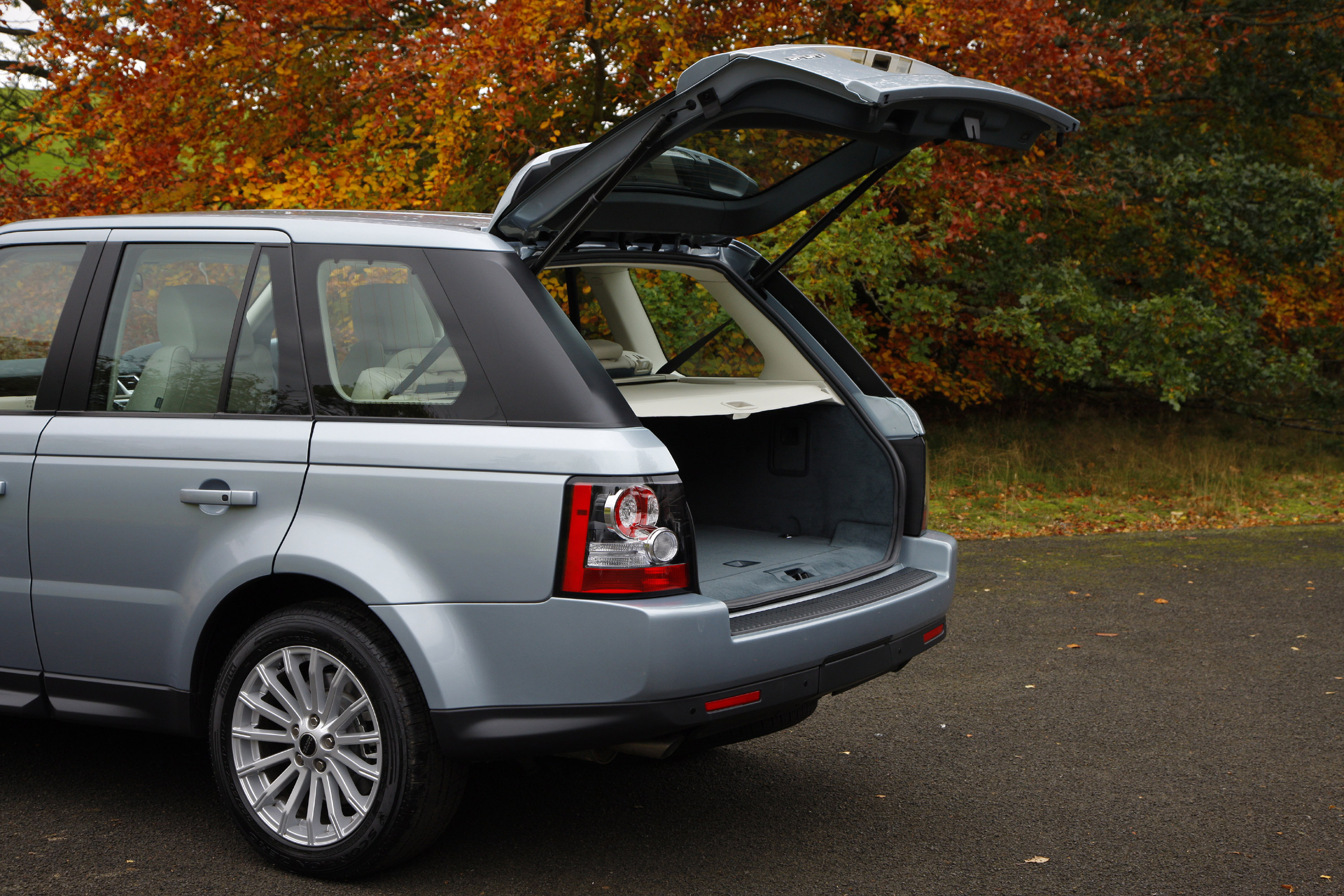 2012 Range Rover Sport Hd Pictures Carsinvasion Com