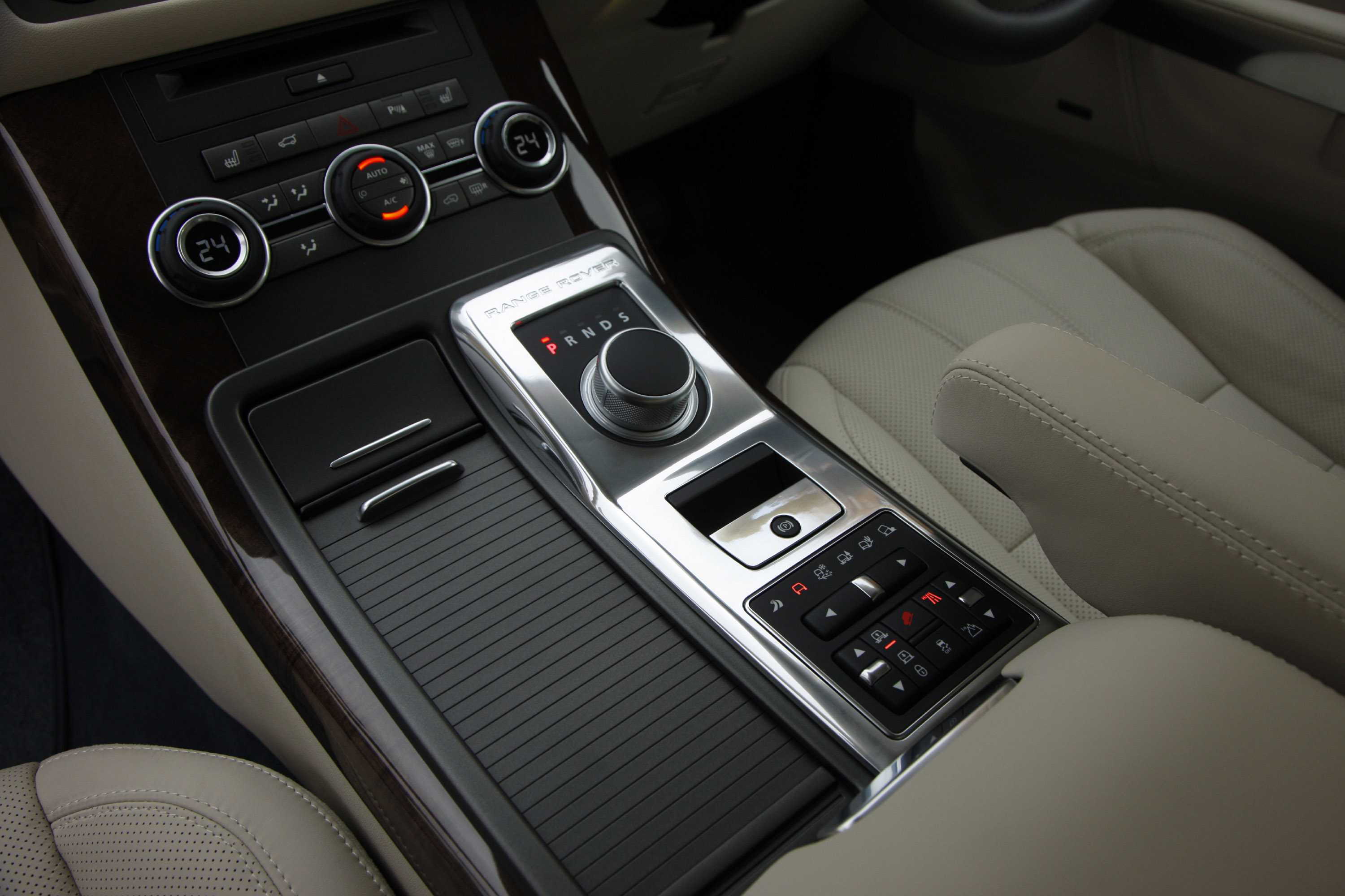 Range Rover Sport photo #16