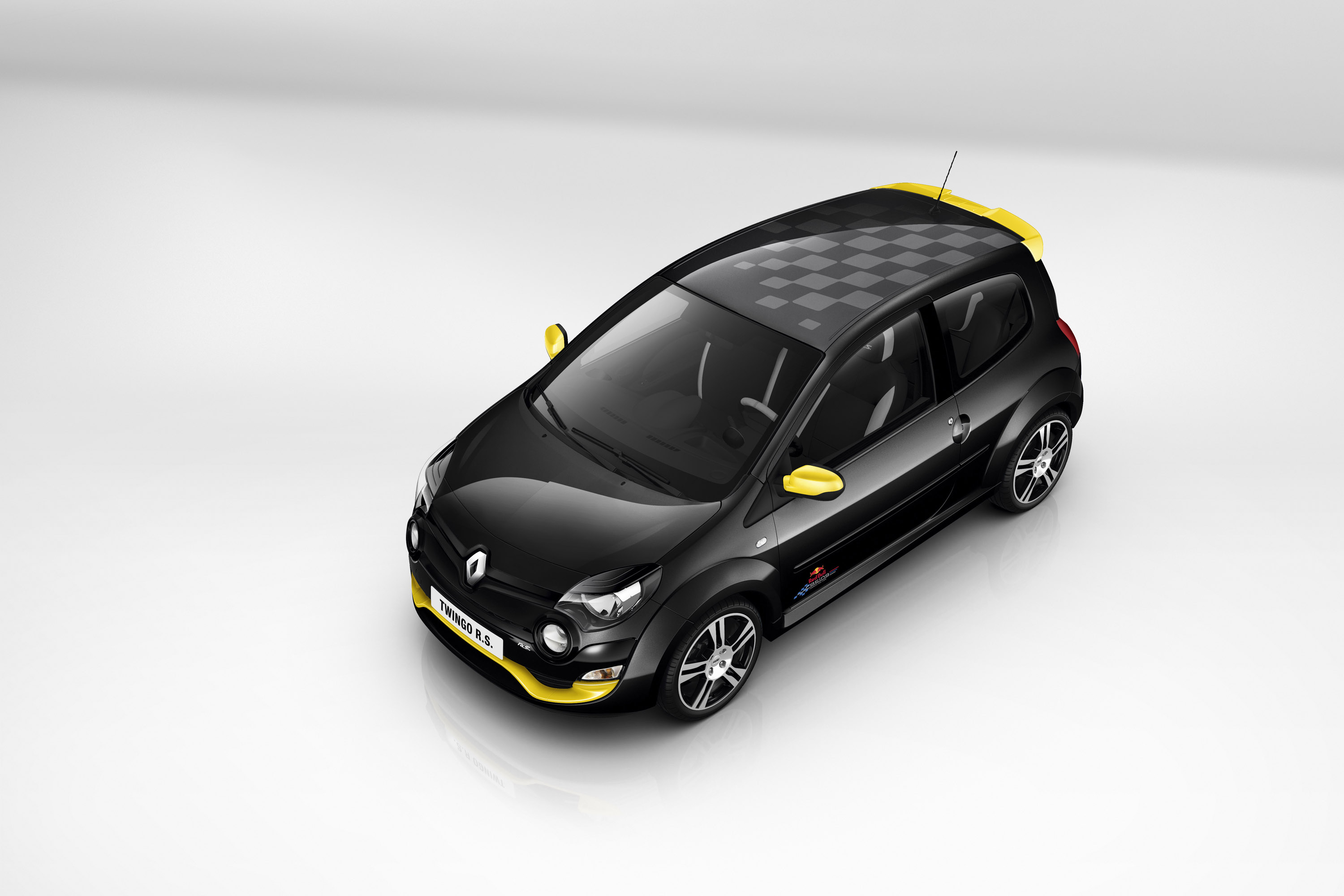 Renault Twingo RS Red Bull Racing RB7 photo #2