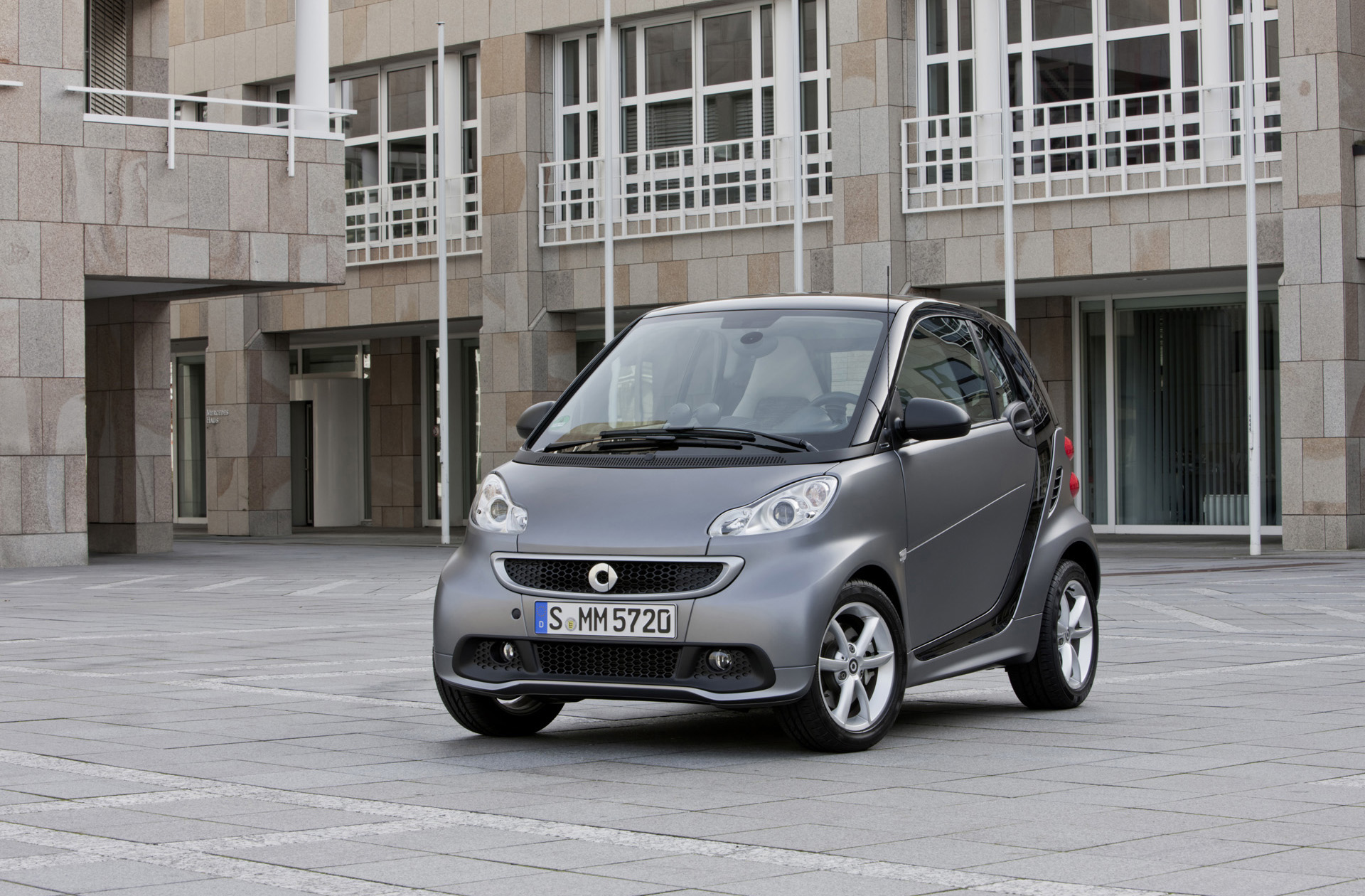 Smart ForTwo photo #2