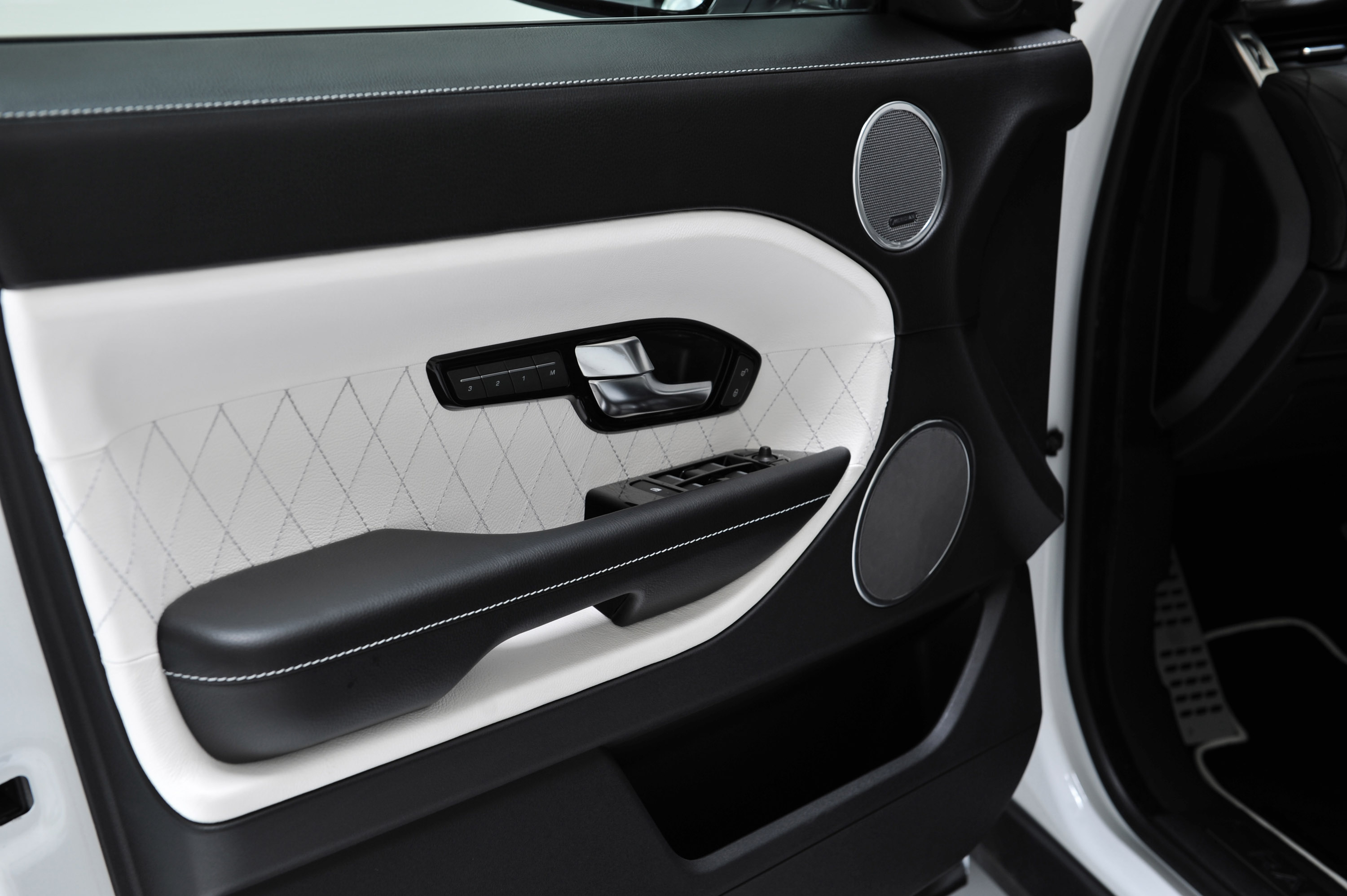 Startech Range Rover Evoque photo #44