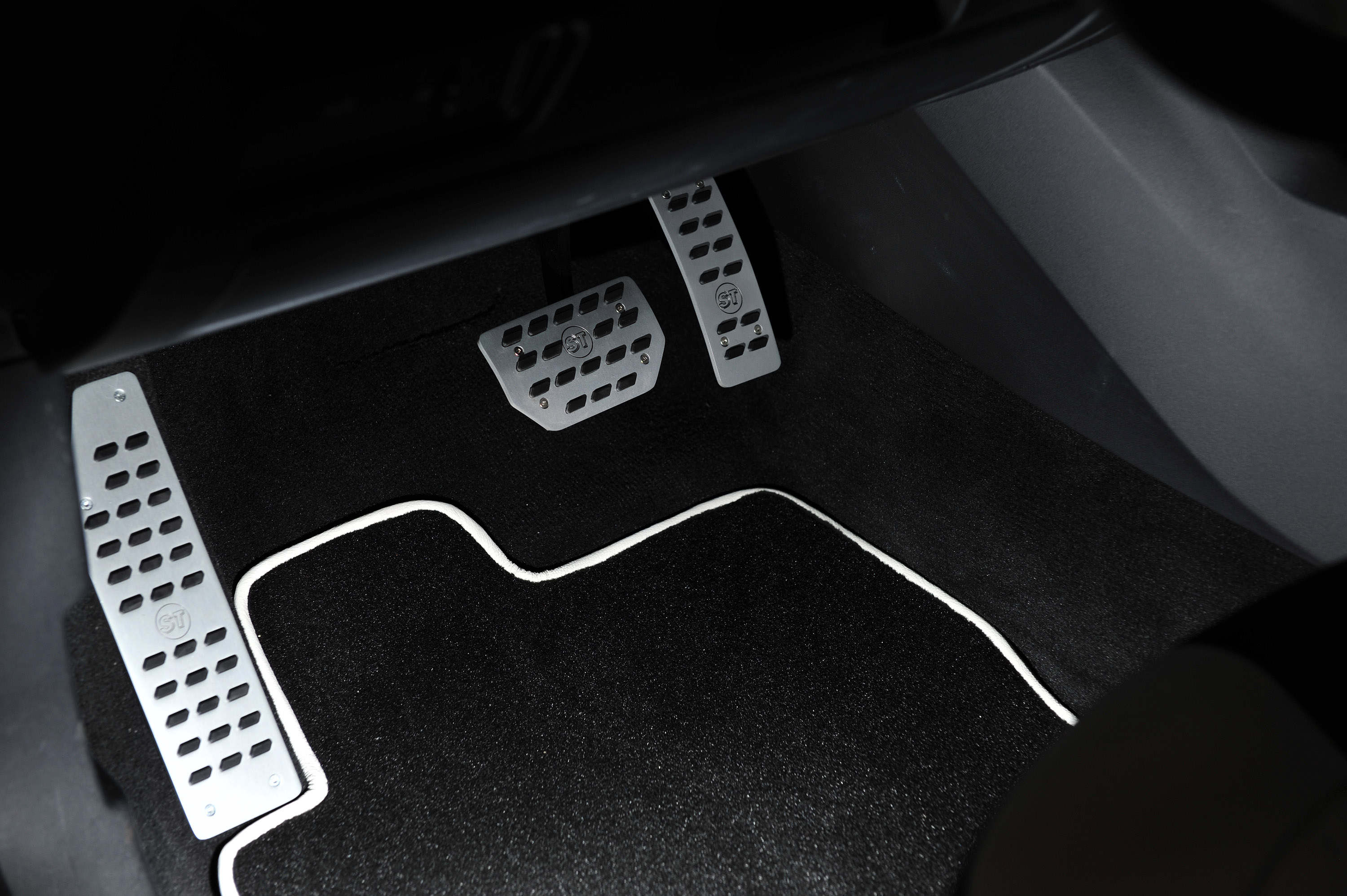 Startech Range Rover Evoque photo #47