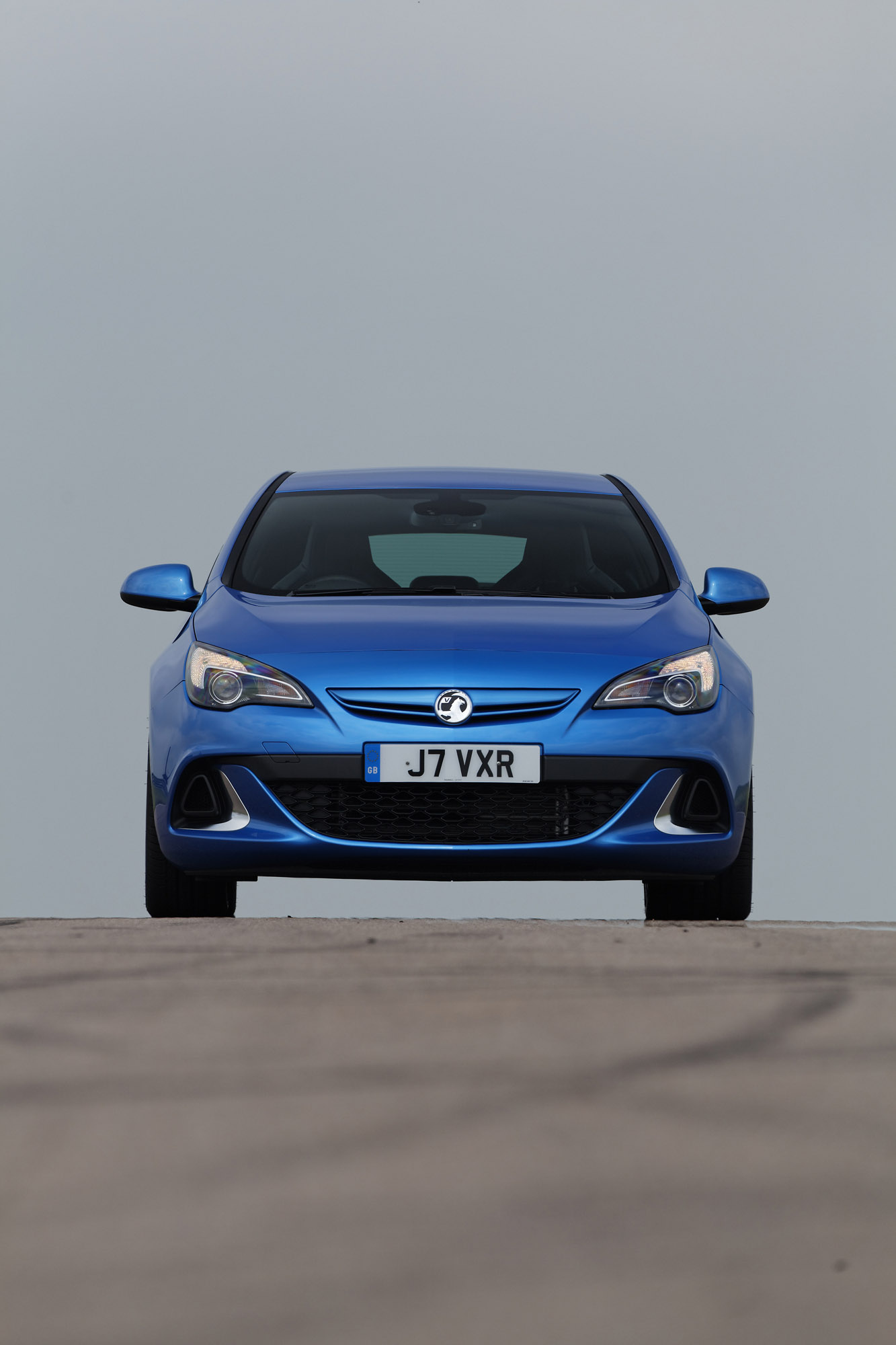 Vauxhall Astra OPC-VXR photo #39