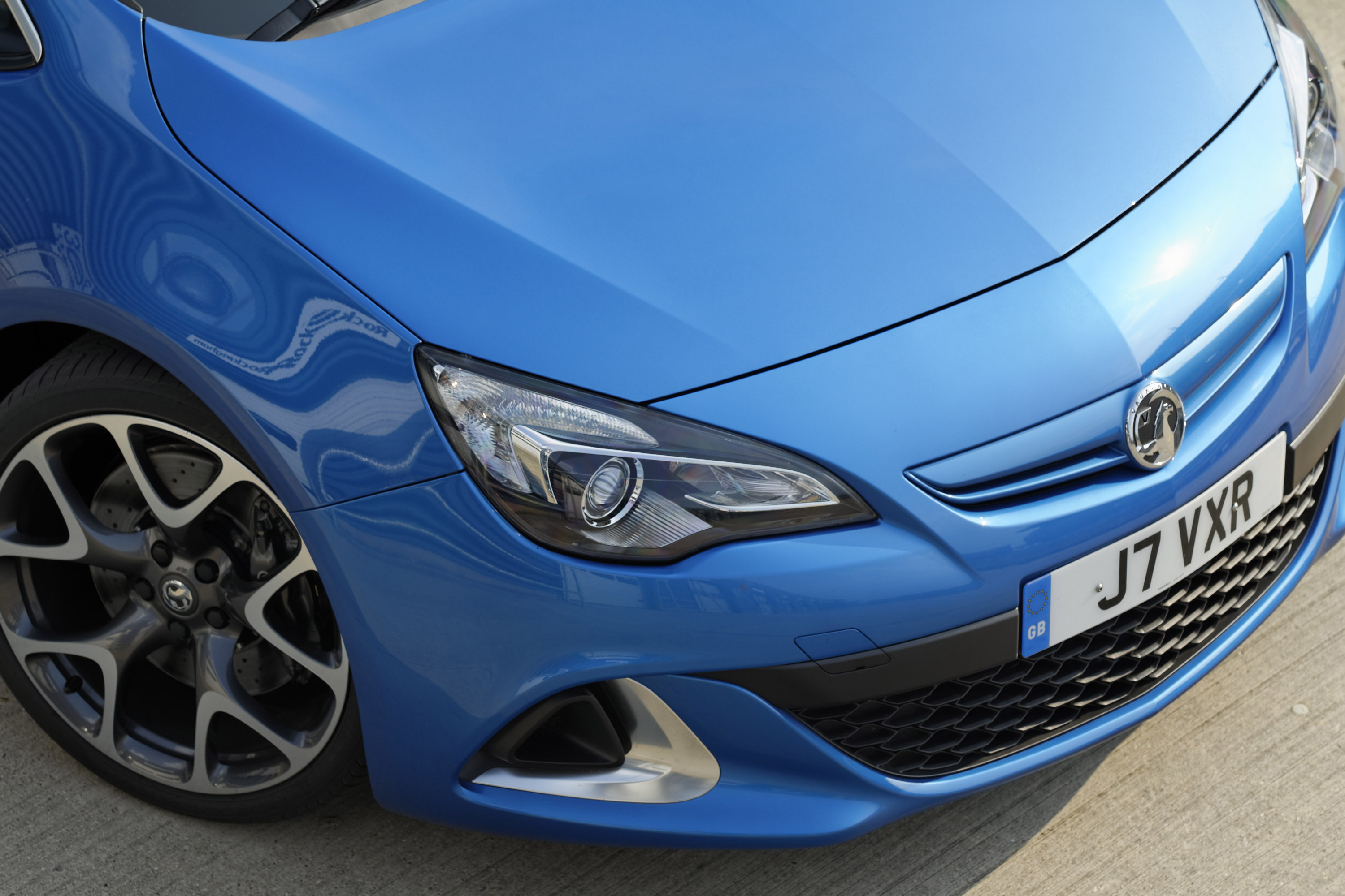 Vauxhall Astra OPC-VXR photo #50
