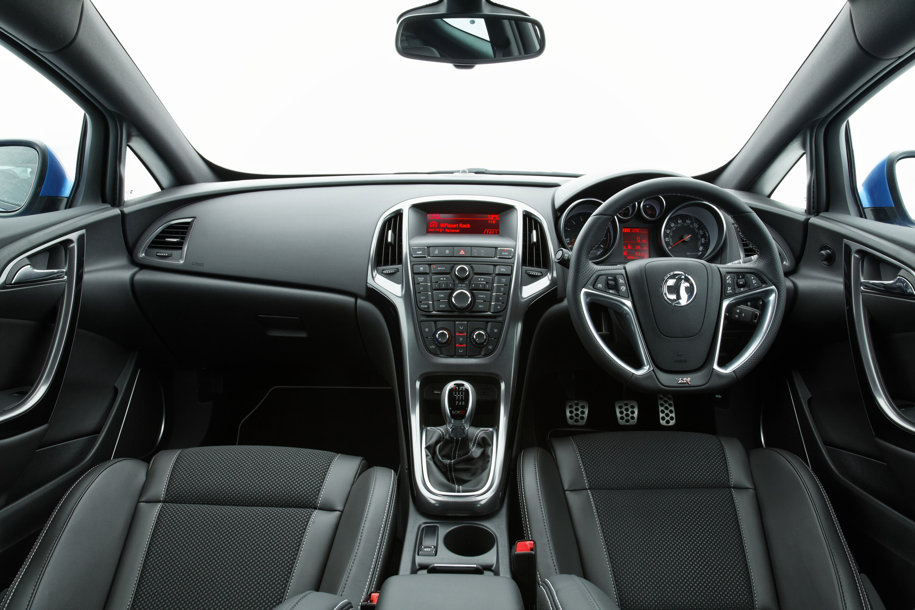 Vauxhall Astra OPC-VXR photo #63
