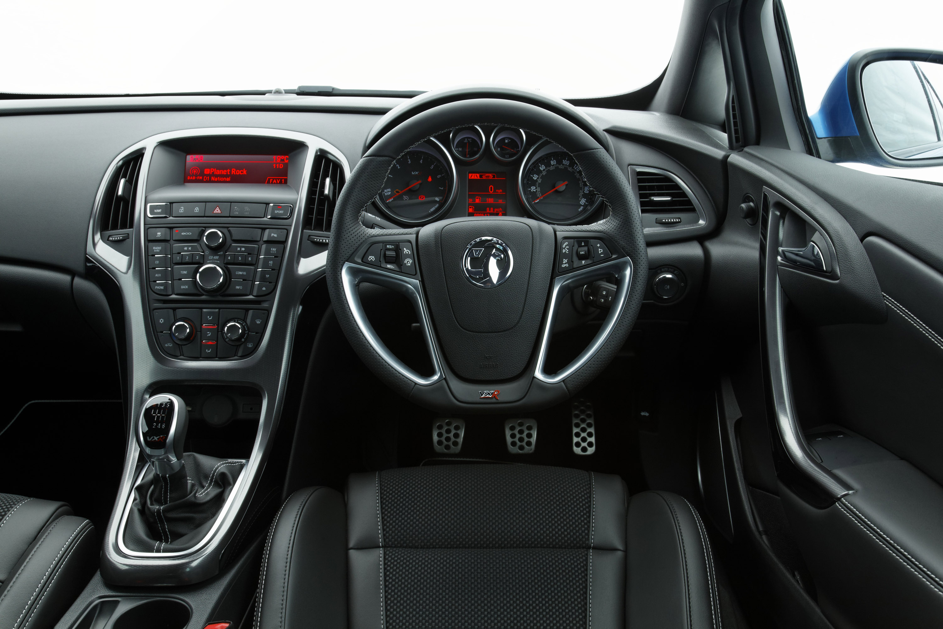 Vauxhall Astra OPC-VXR photo #72