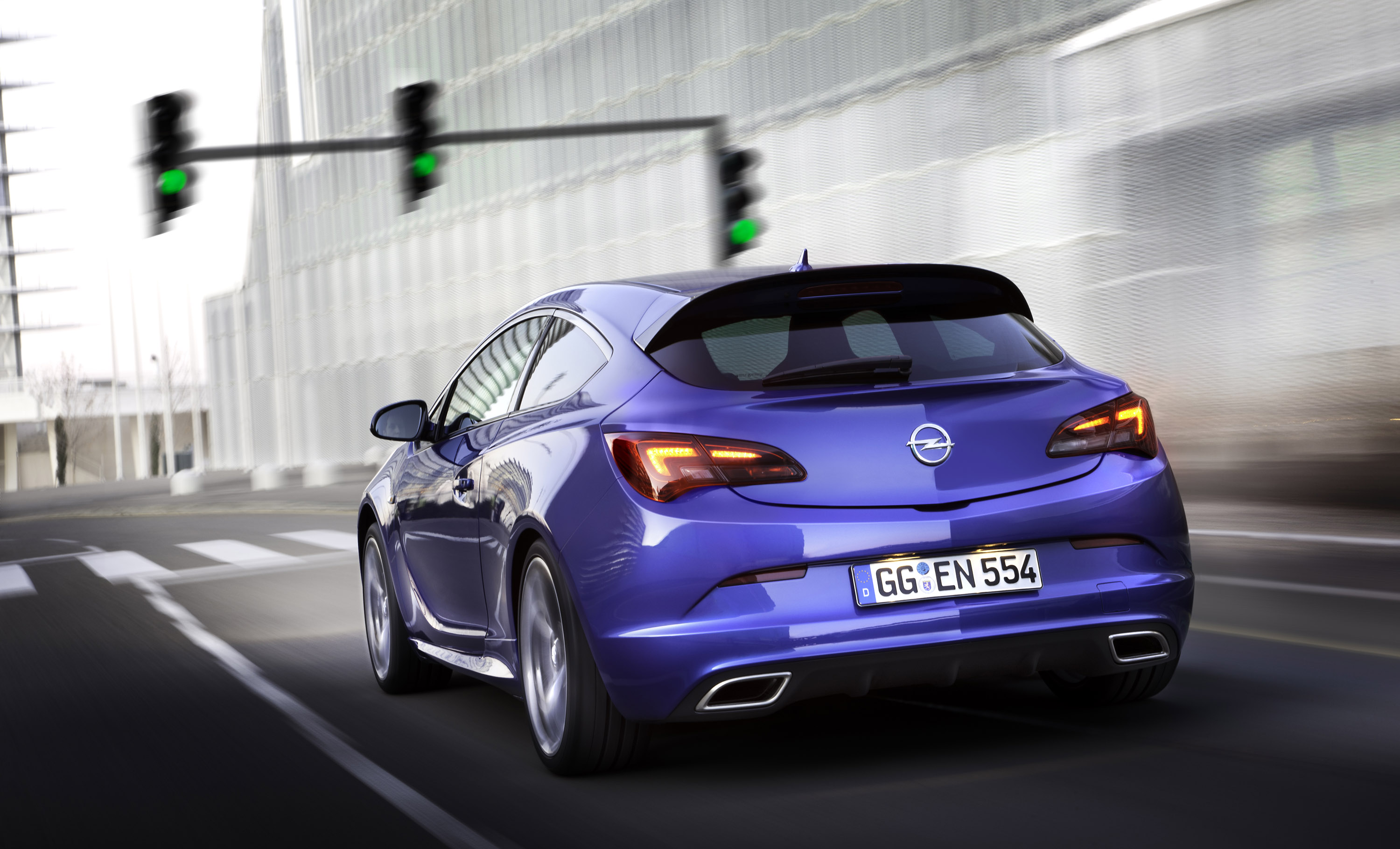Vauxhall Astra OPC-VXR photo #75