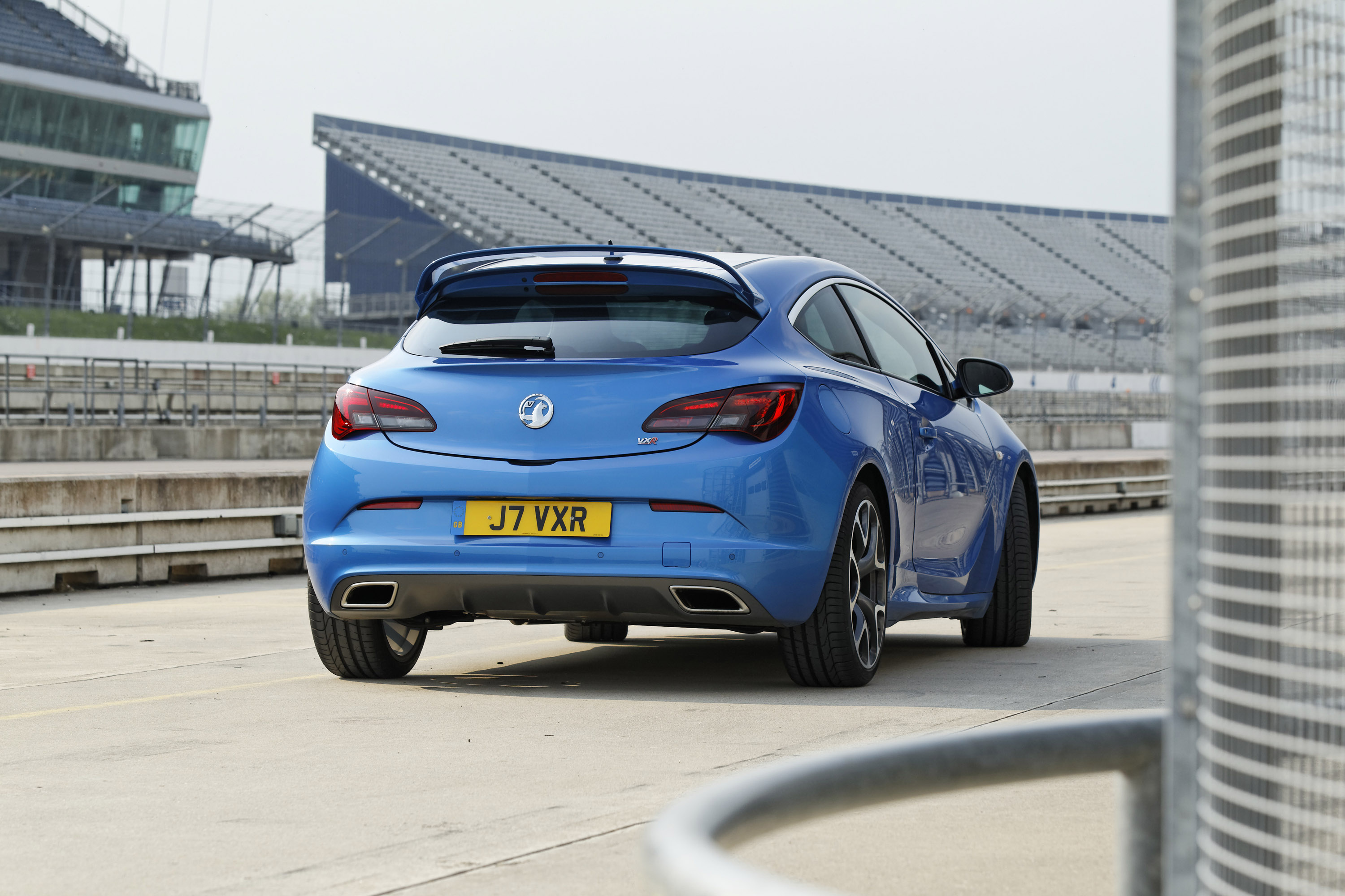 Vauxhall Astra OPC-VXR photo #80