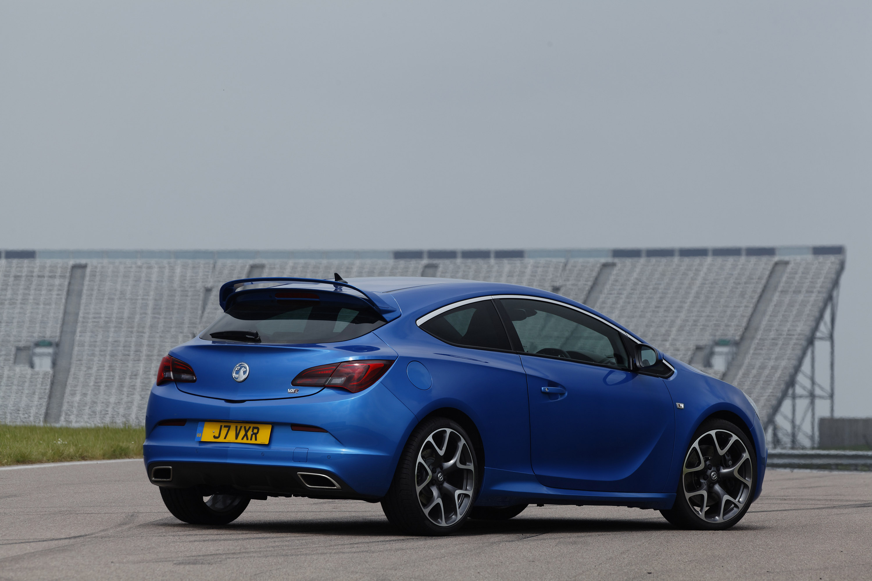 Vauxhall Astra OPC-VXR photo #84