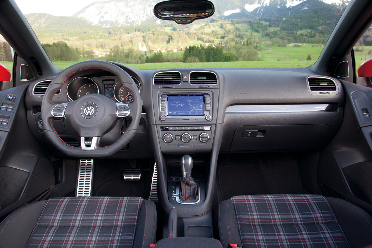 Volkswagen Golf GTI Cabriolet photo #21