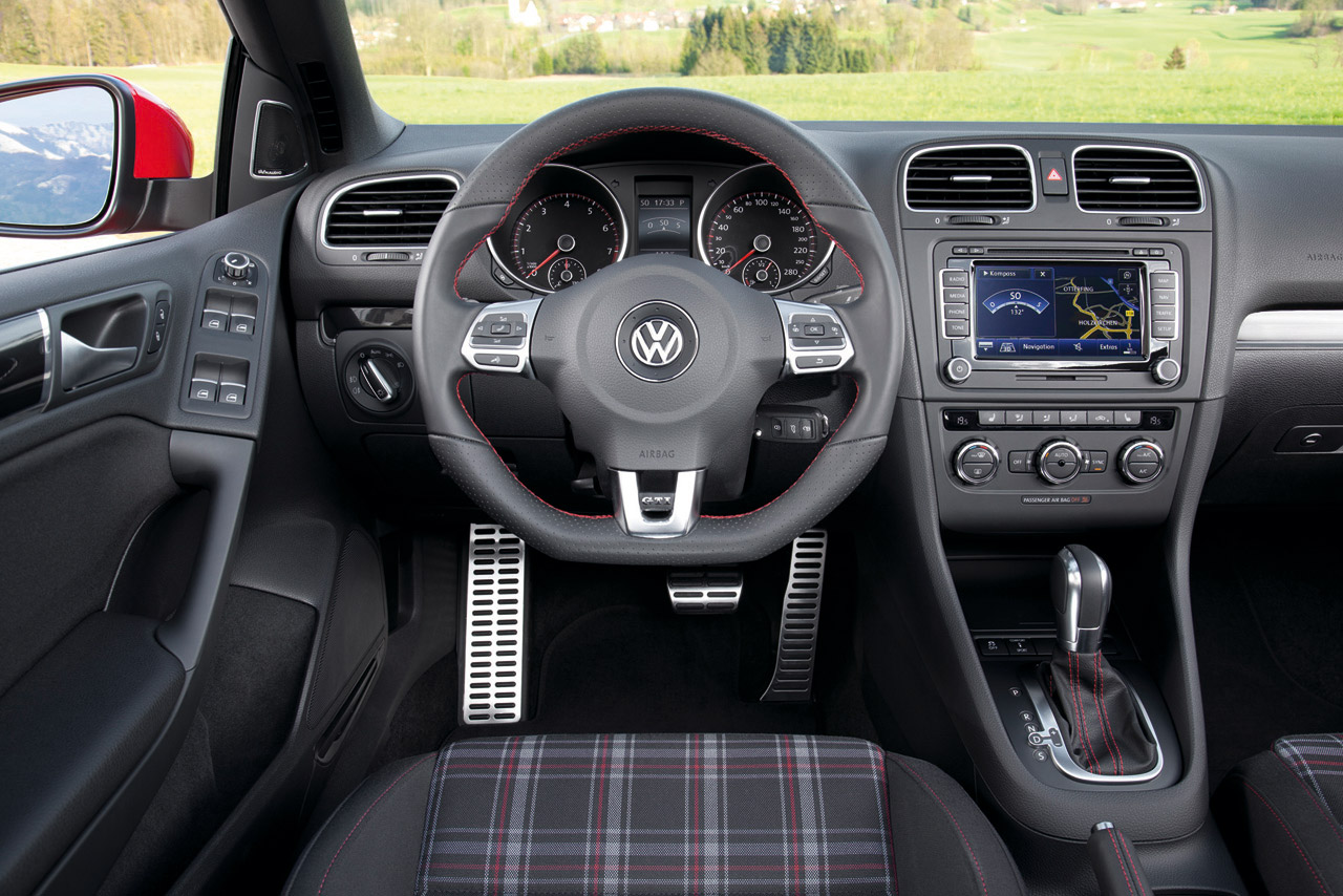 Volkswagen Golf GTI Cabriolet photo #22