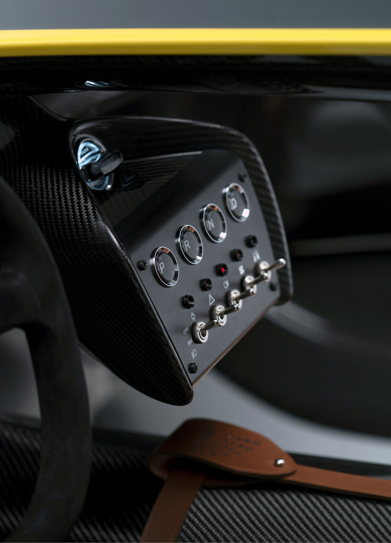 Aston Martin CC100 Speedster Concept photo #17