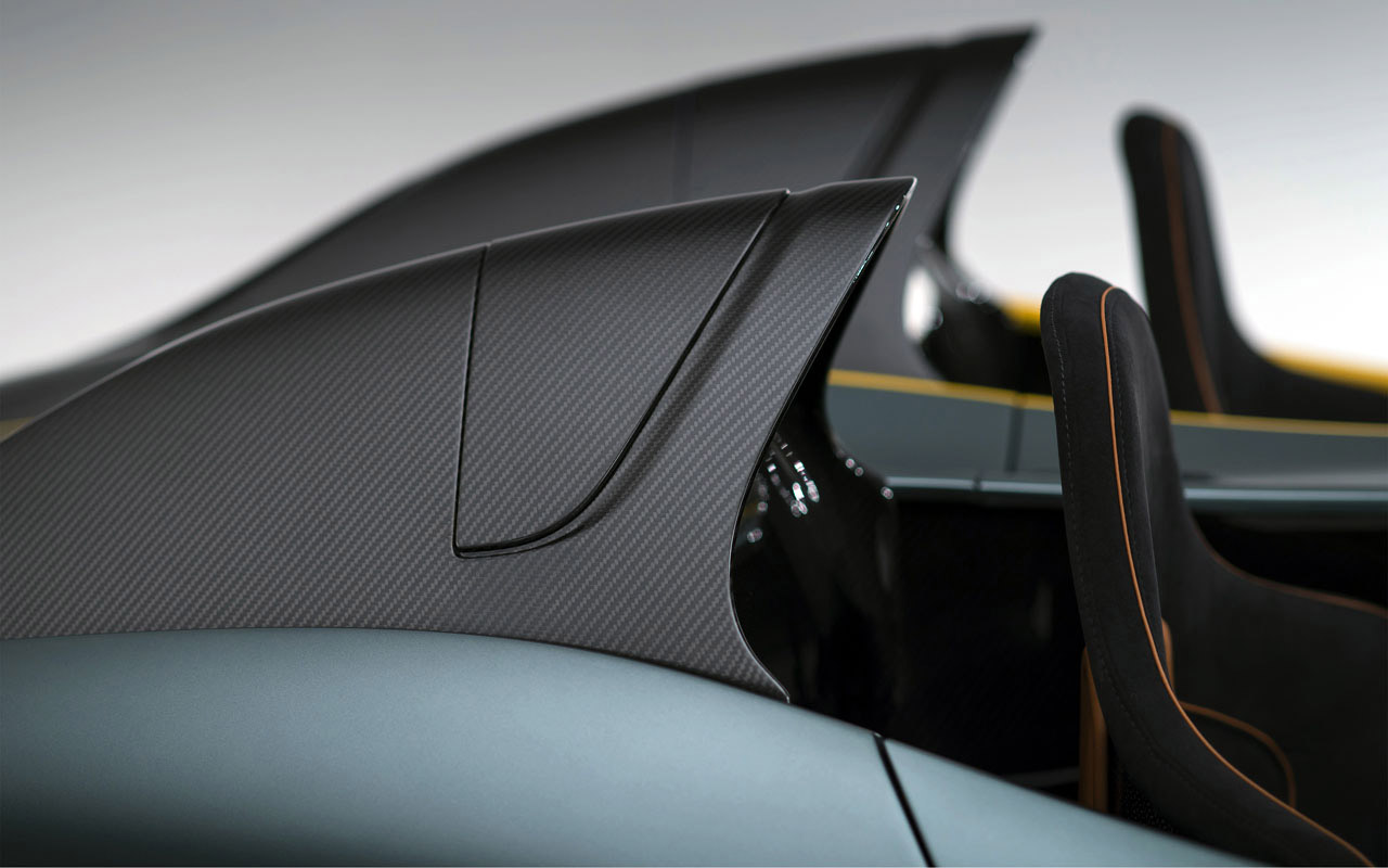 Aston Martin CC100 Speedster Concept photo #25