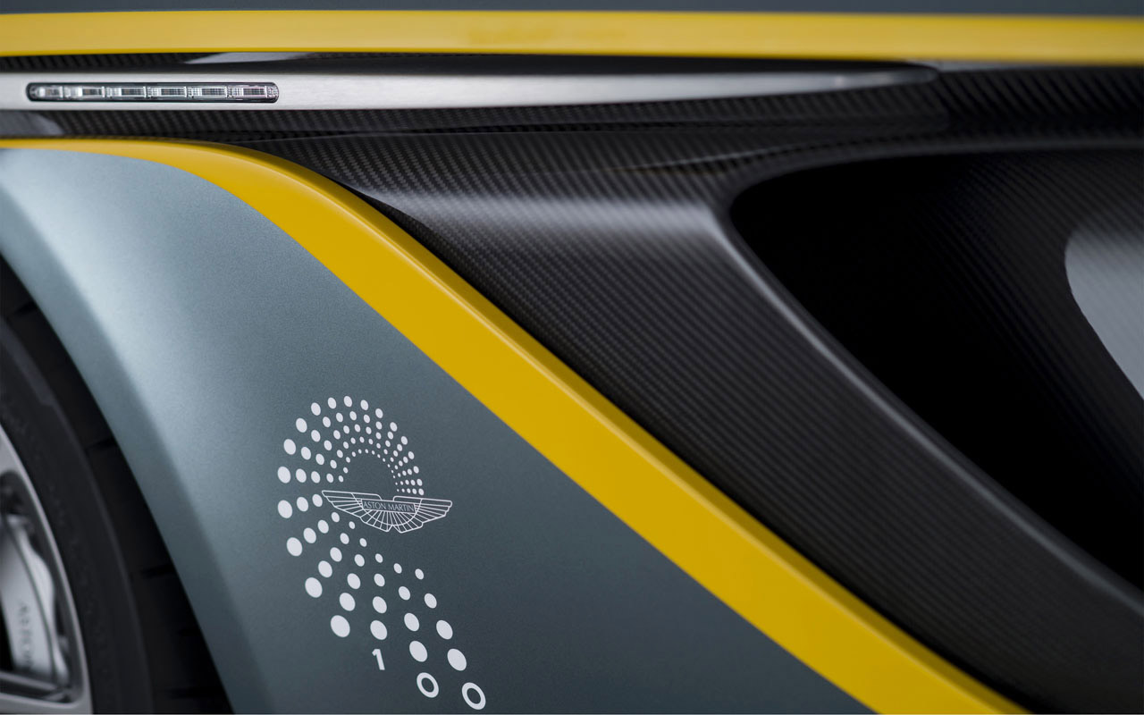 Aston Martin CC100 Speedster Concept photo #43