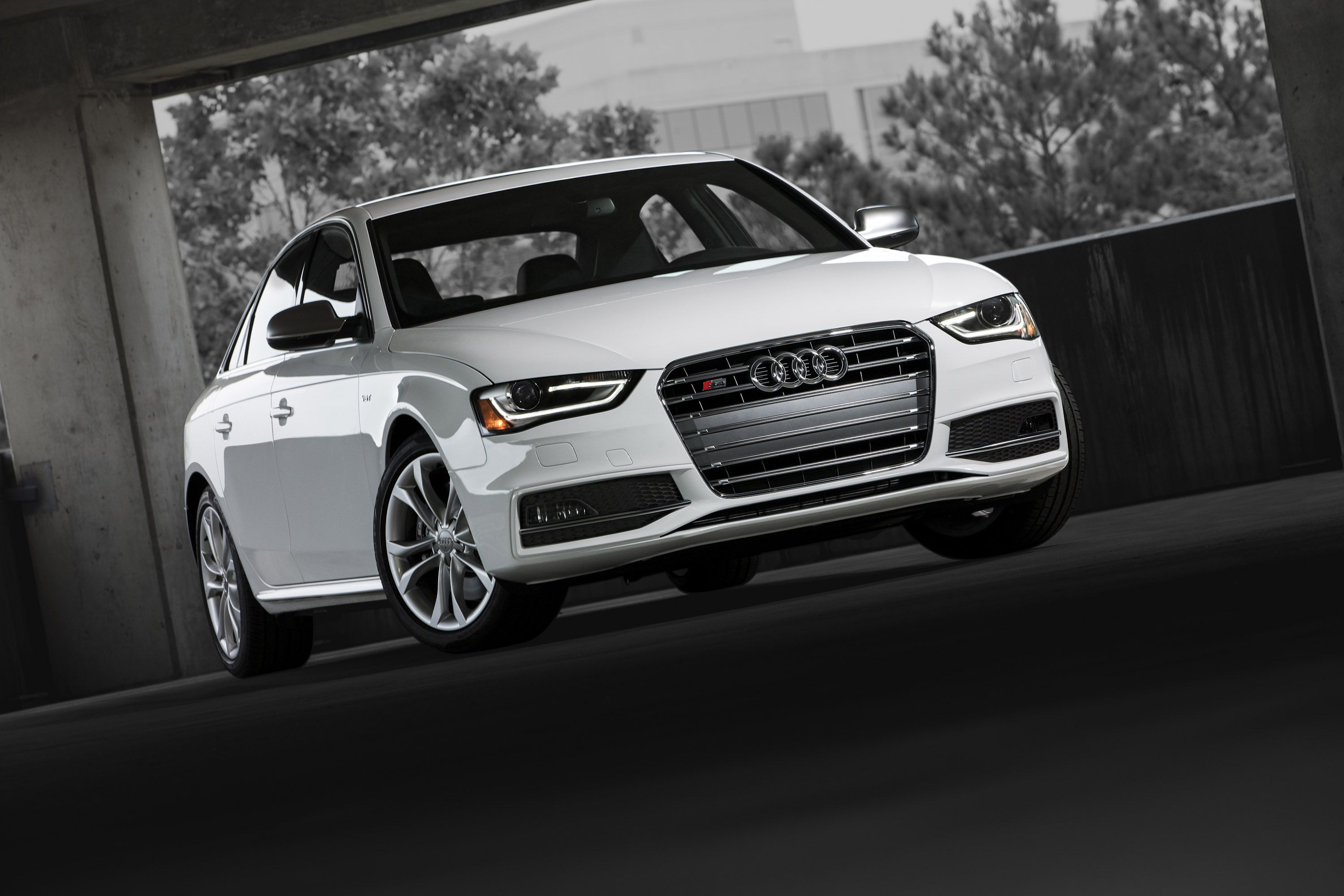 Audi A4-S4-Allroad photo #4