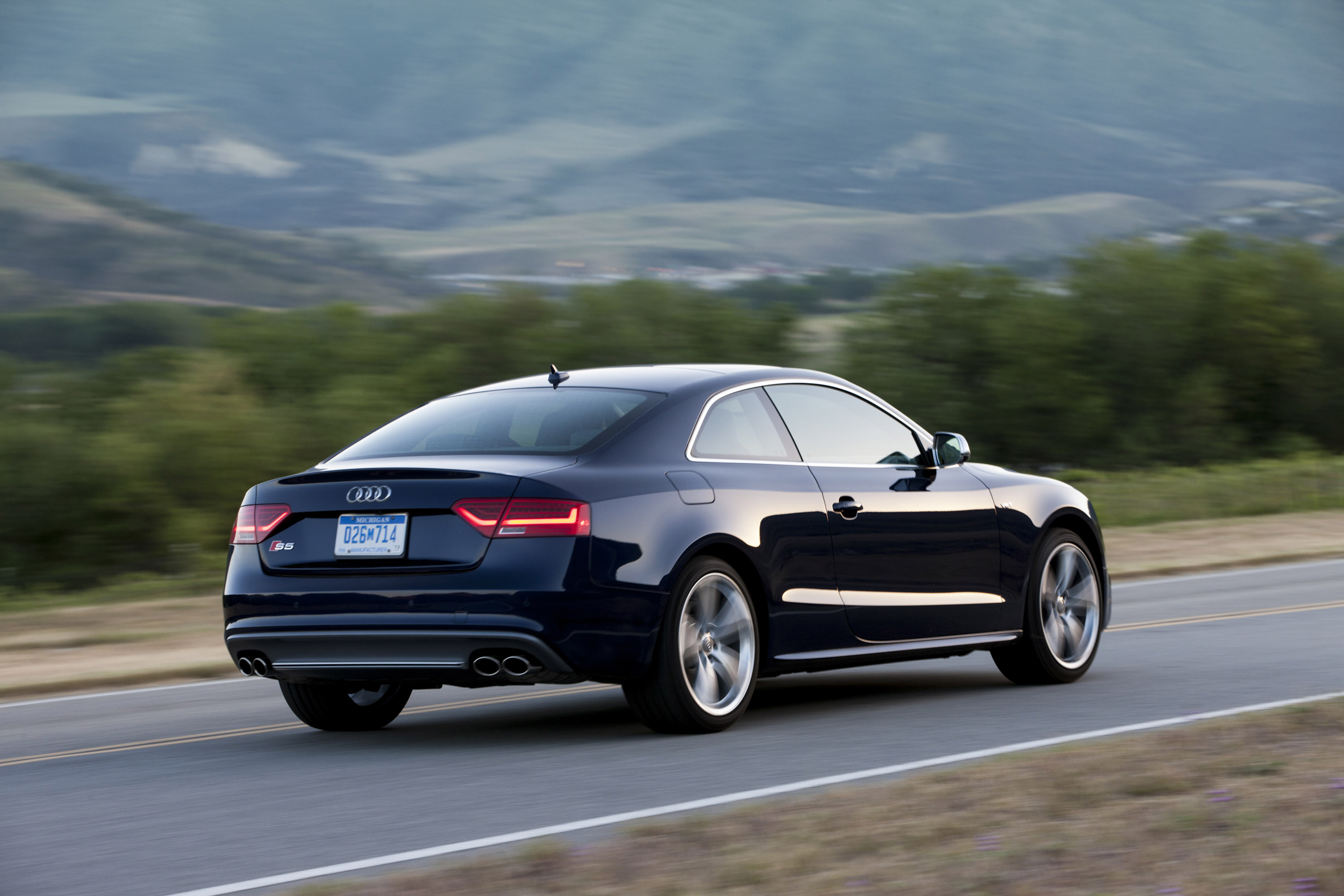 Audi A5-S5 photo #20