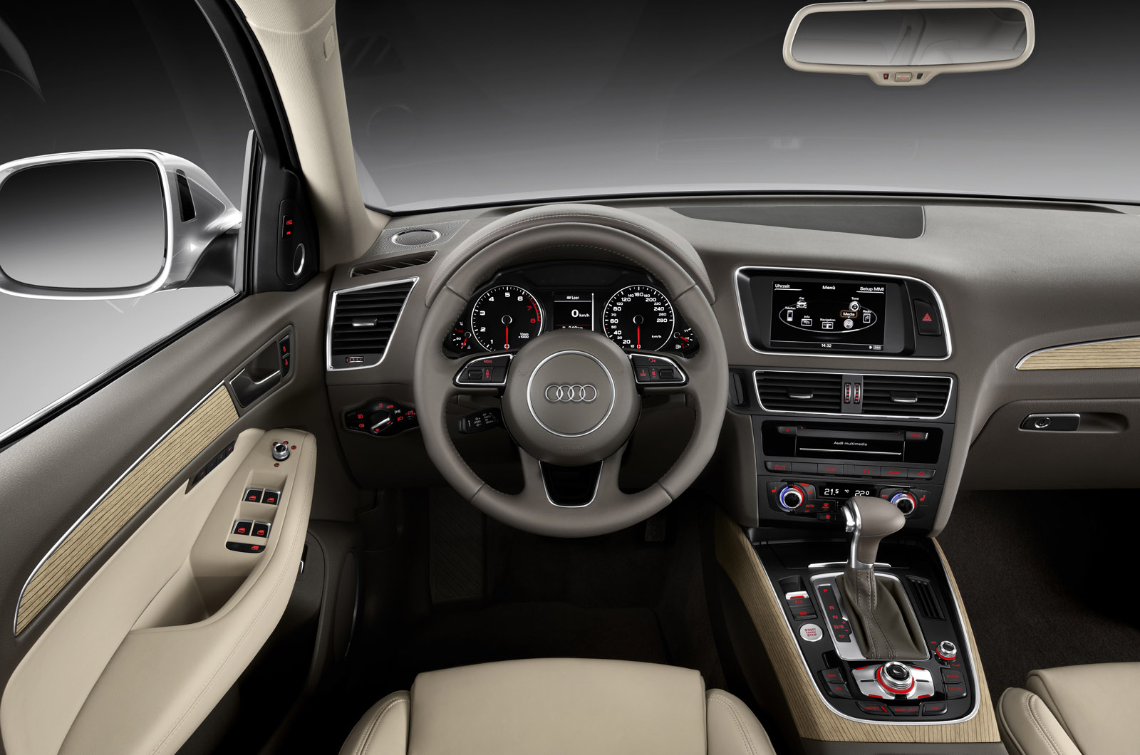 Audi Q5 photo #23