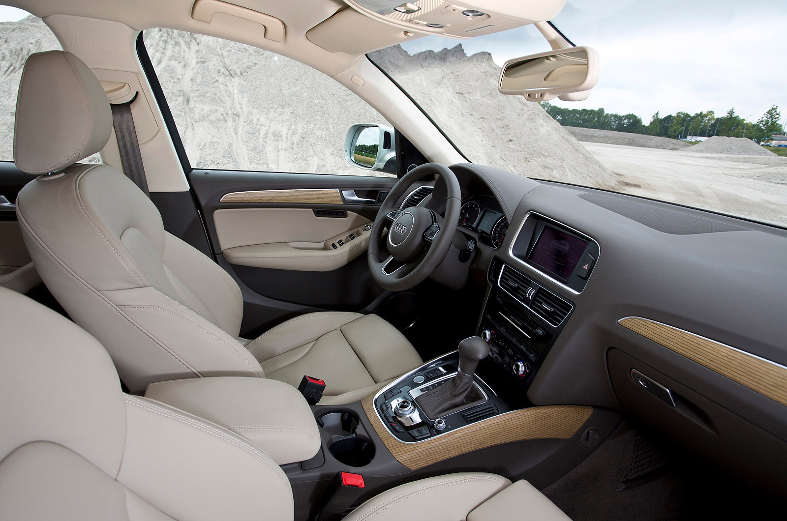 Audi Q5 photo #49