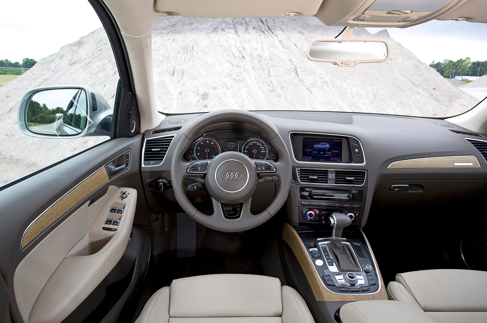 Audi Q5 photo #51