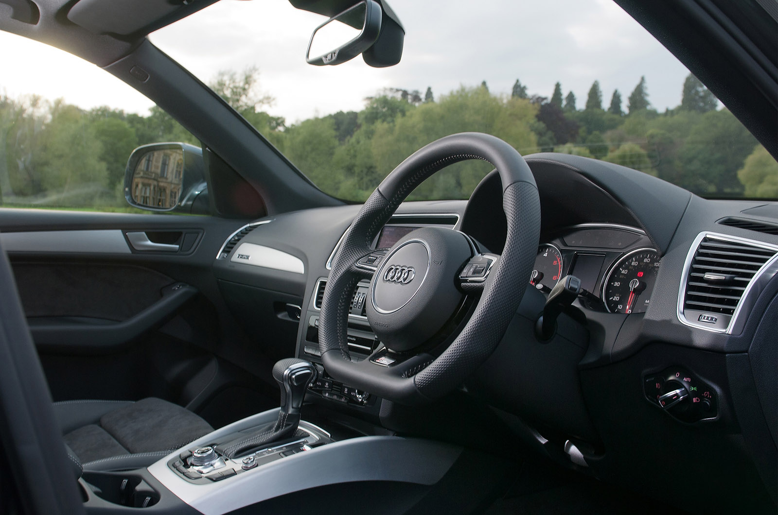 Audi Q5 photo #54