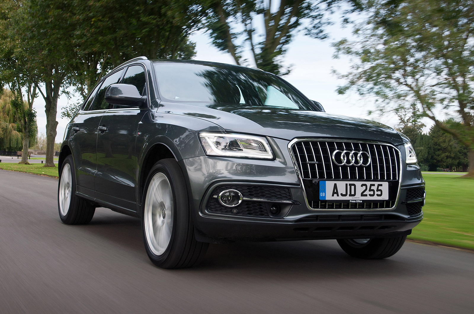 Audi Q5 photo #55