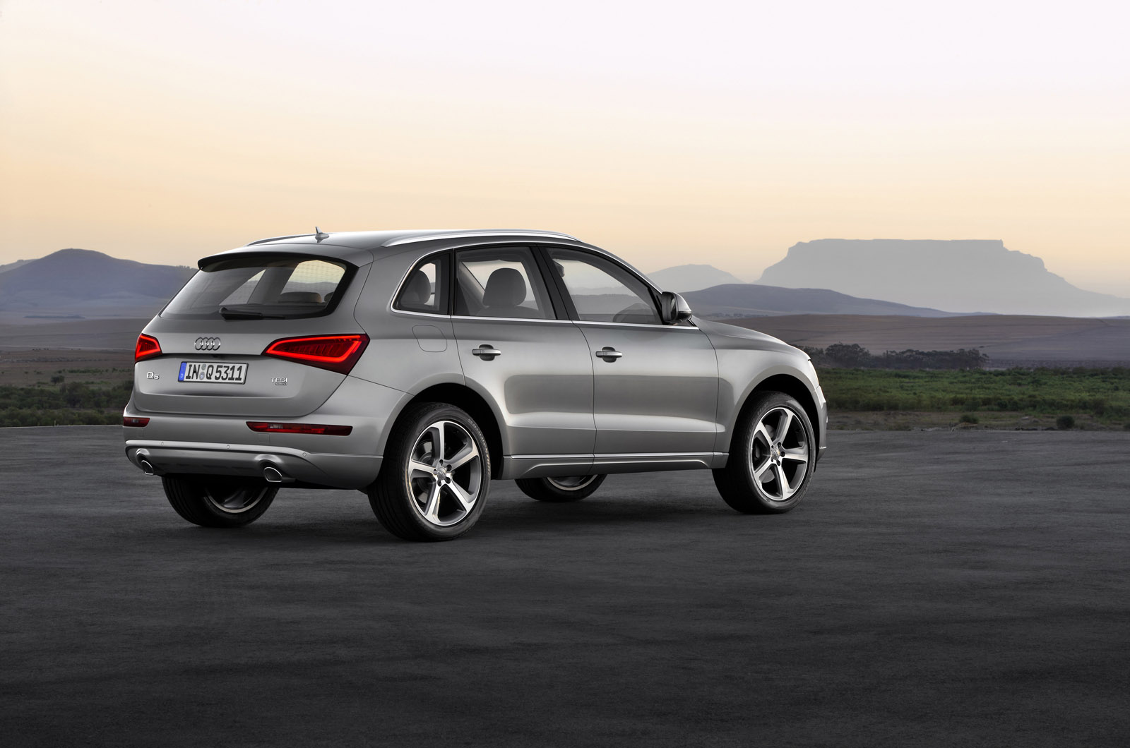 Audi Q5 photo #56