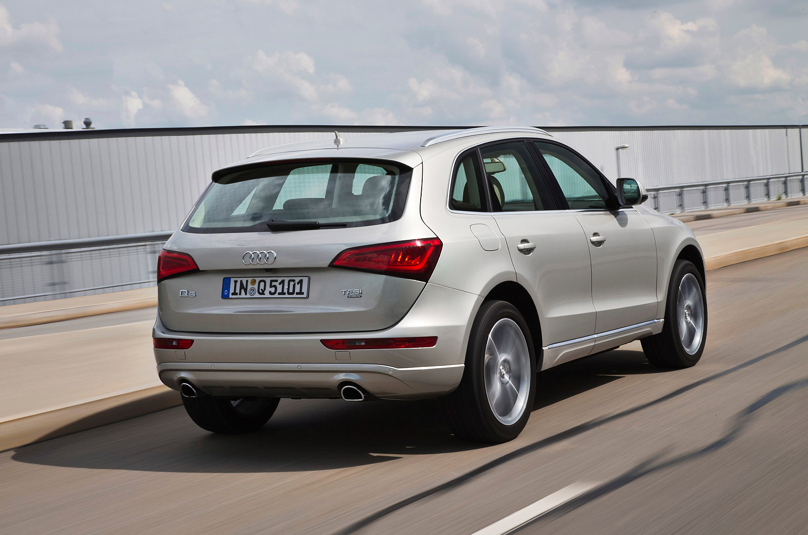 Audi Q5 photo #85