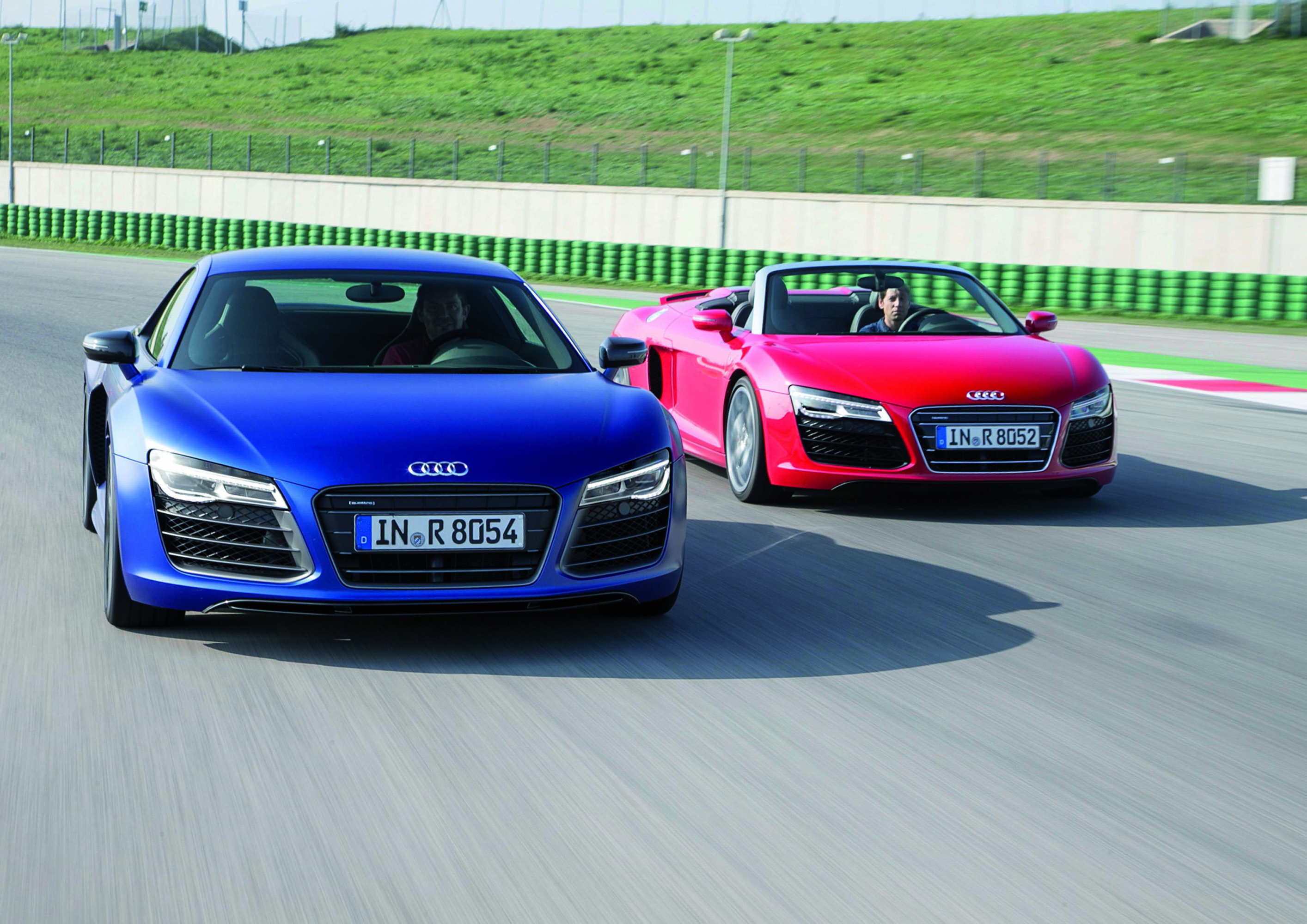 Audi R8 photo #21