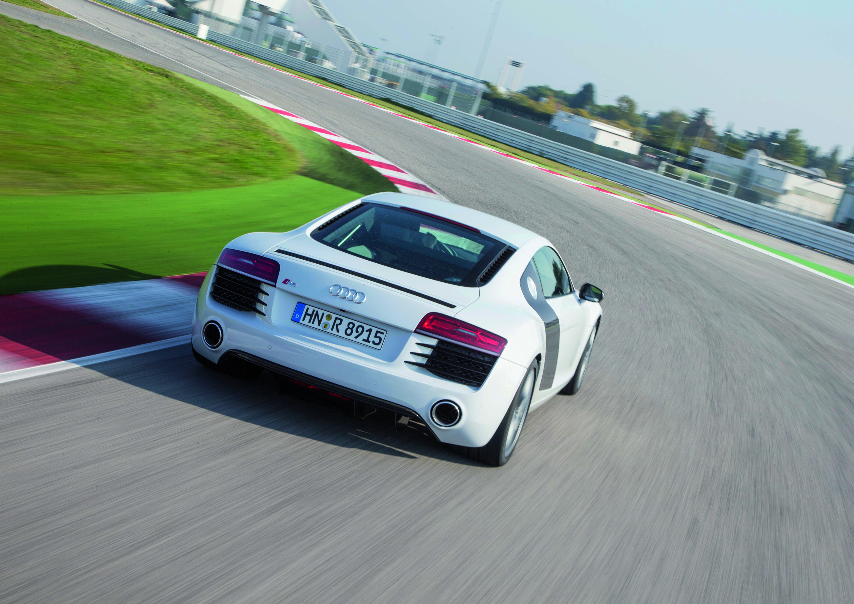 Audi R8 photo #50
