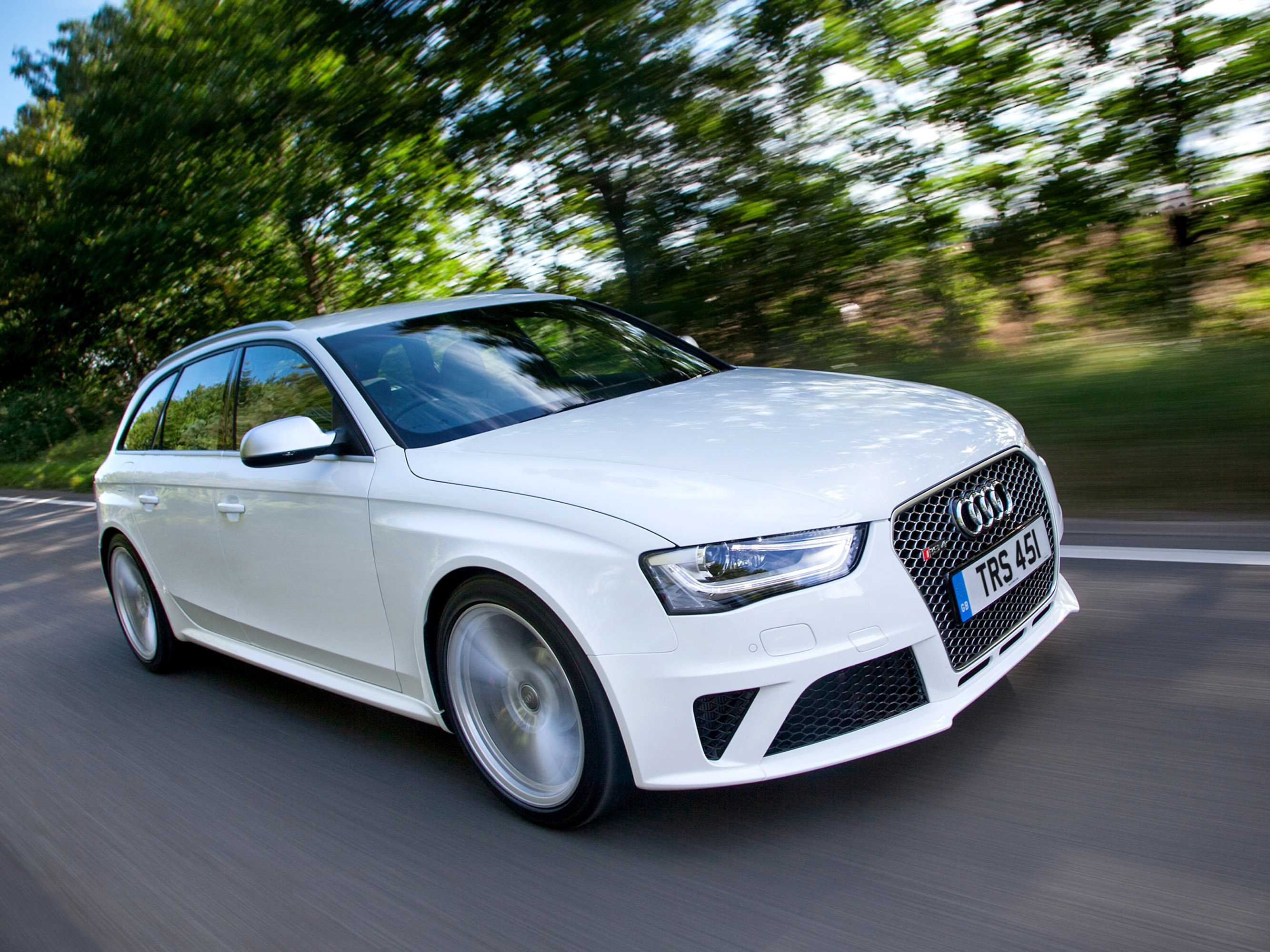 Audi RS4 Avant photo #15
