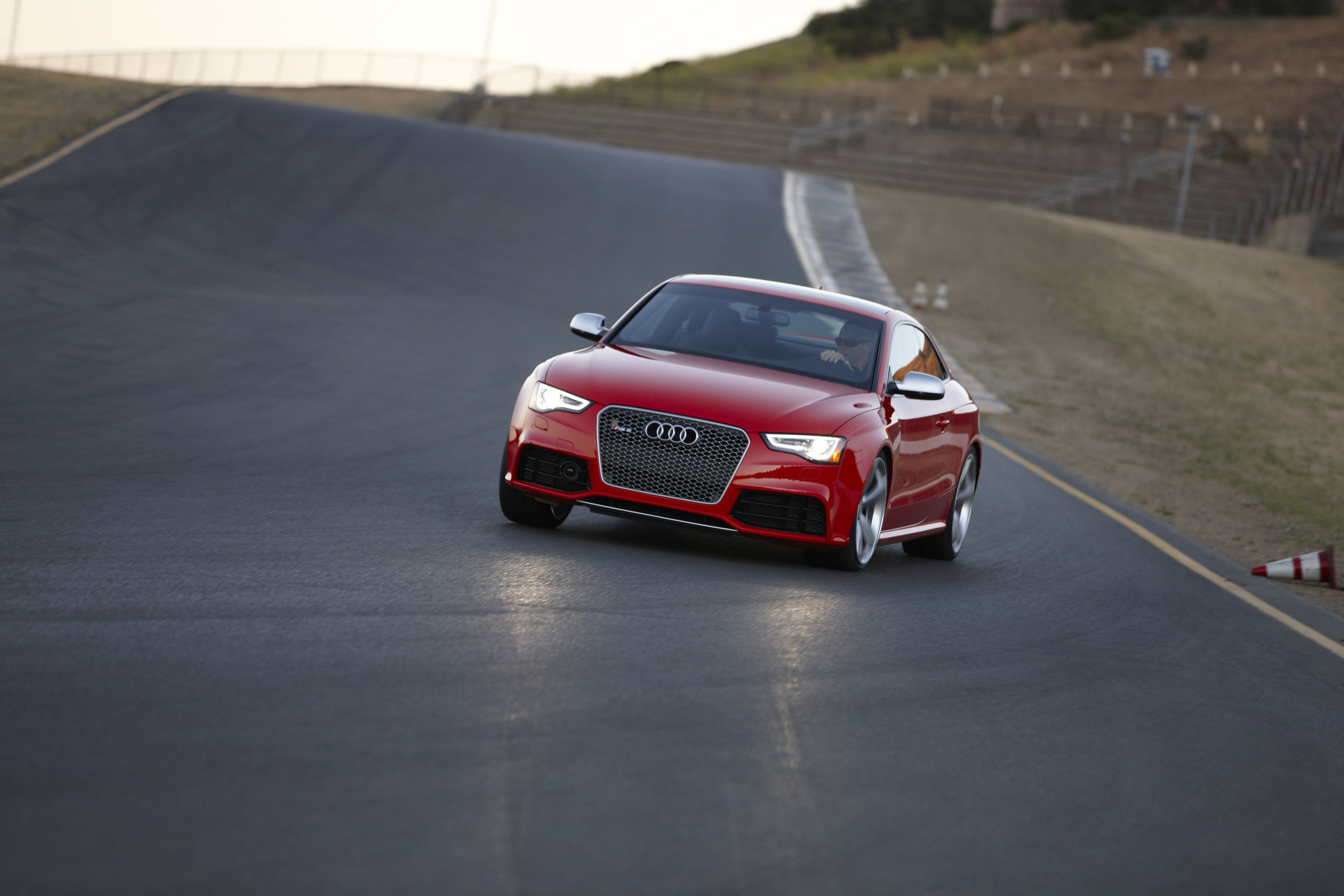 Audi RS5 photo #4