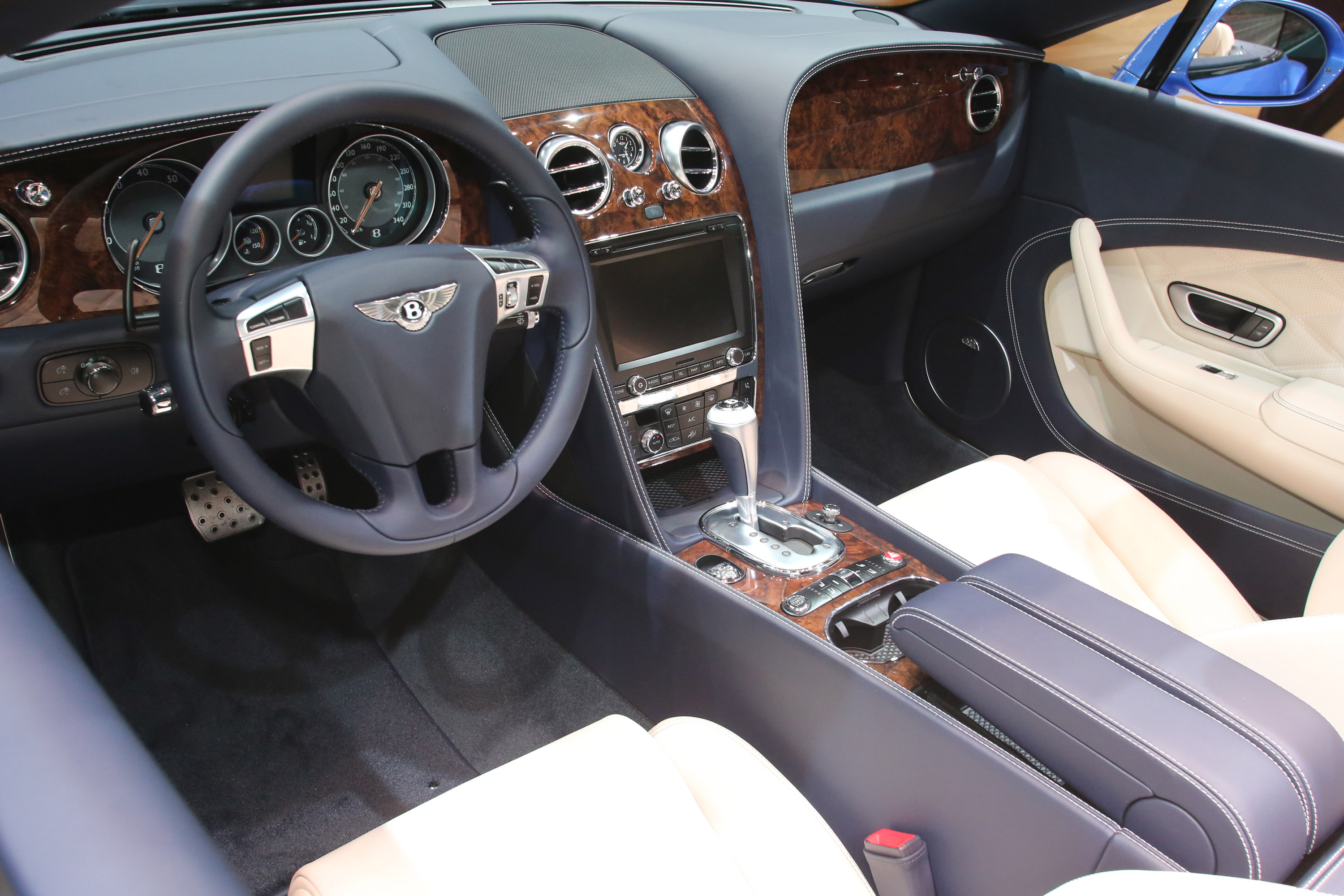 Bentley Continental GT Speed Convertible photo #9