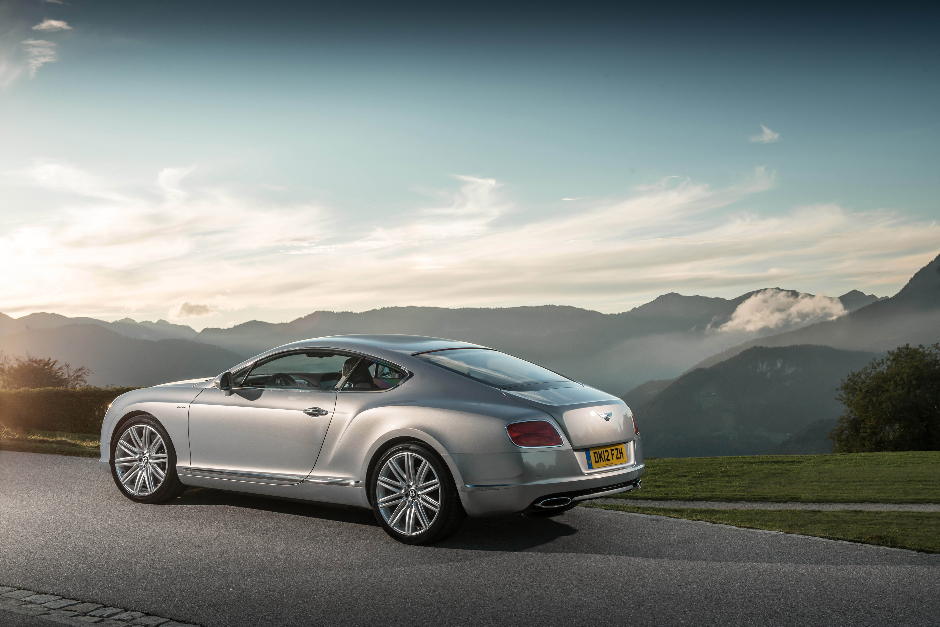 Bentley Continental GT Speed photo #31