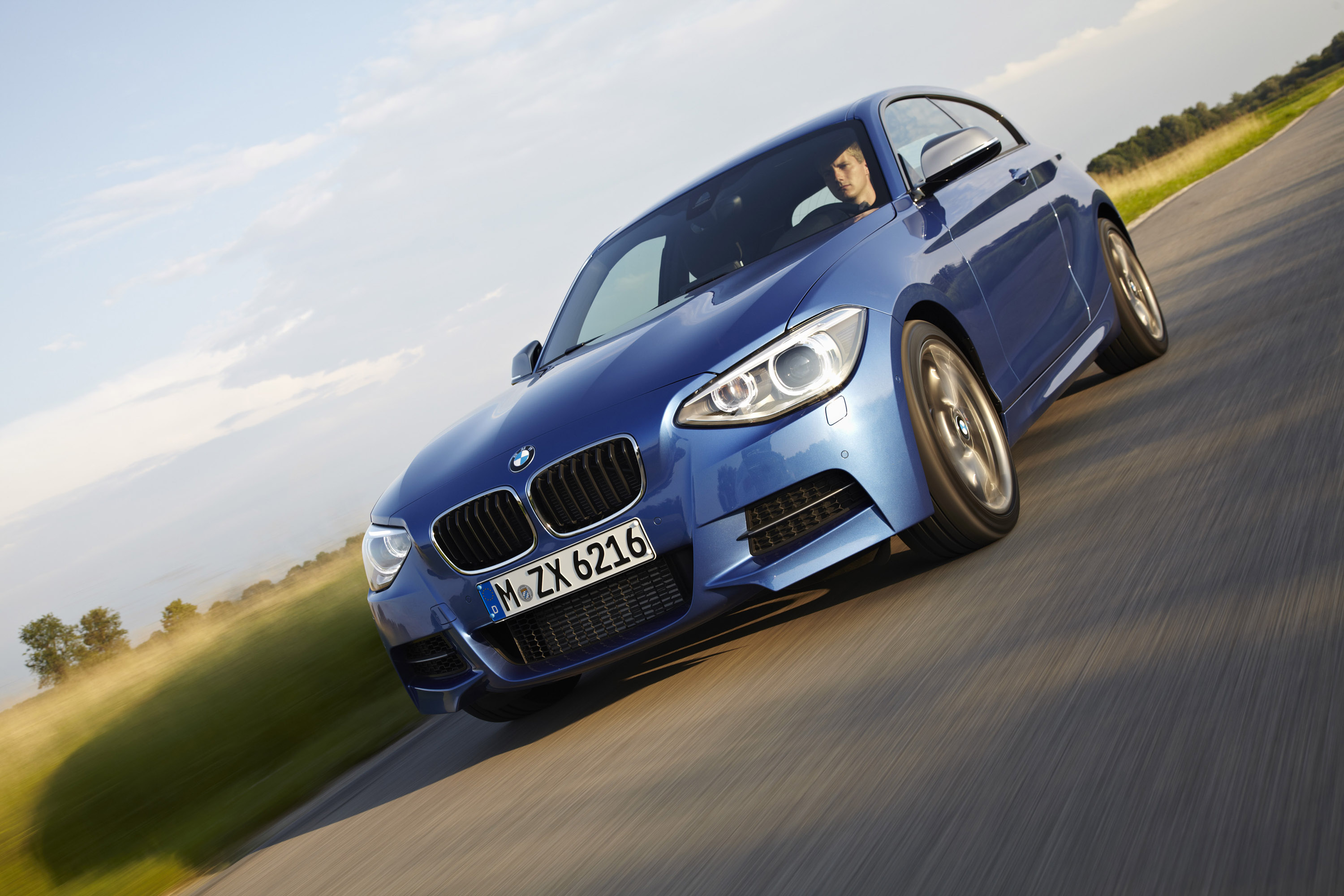 BMW 1-Series 3-Door photo #27