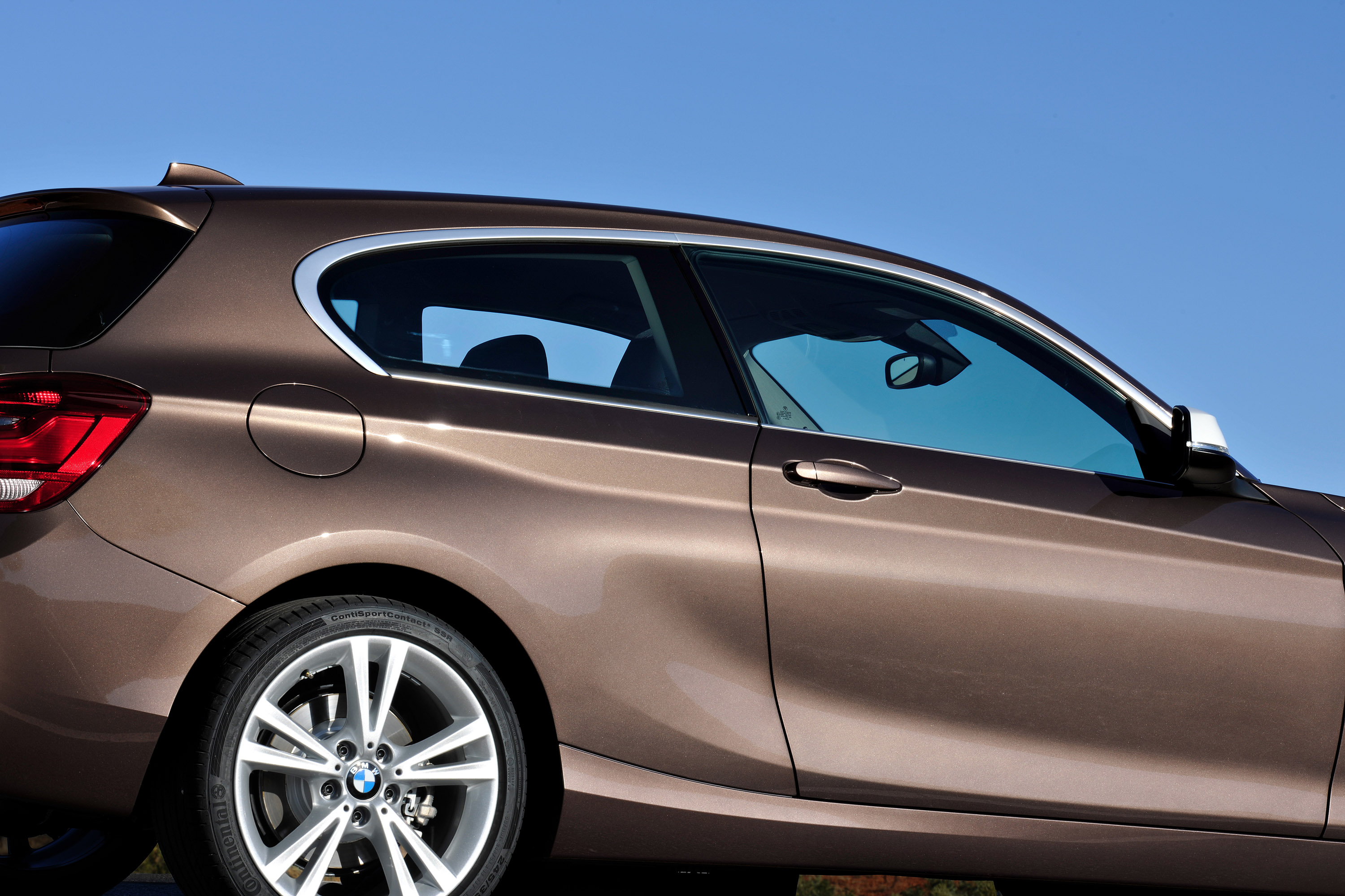 BMW 1-Series 3-Door photo #37