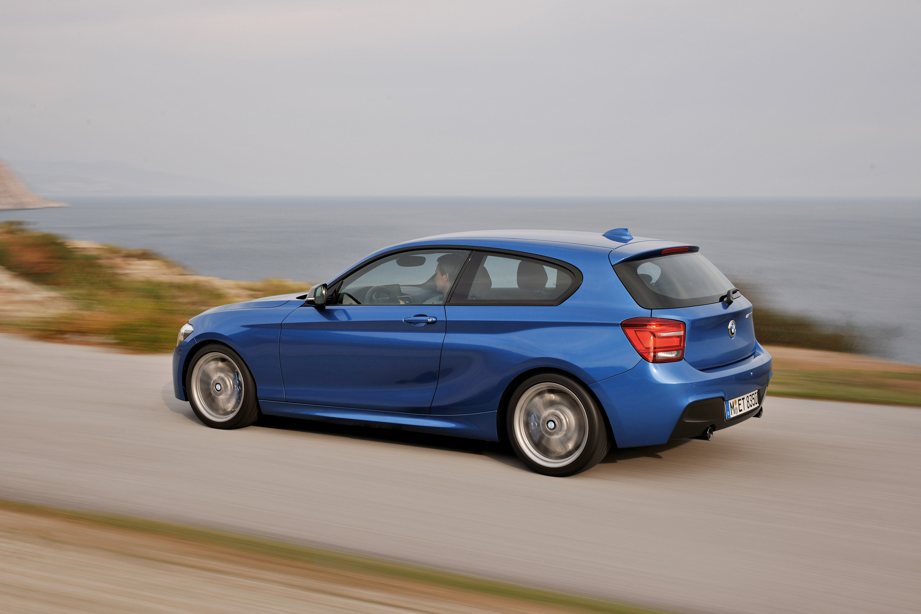 BMW 1-Series 3-Door photo #38