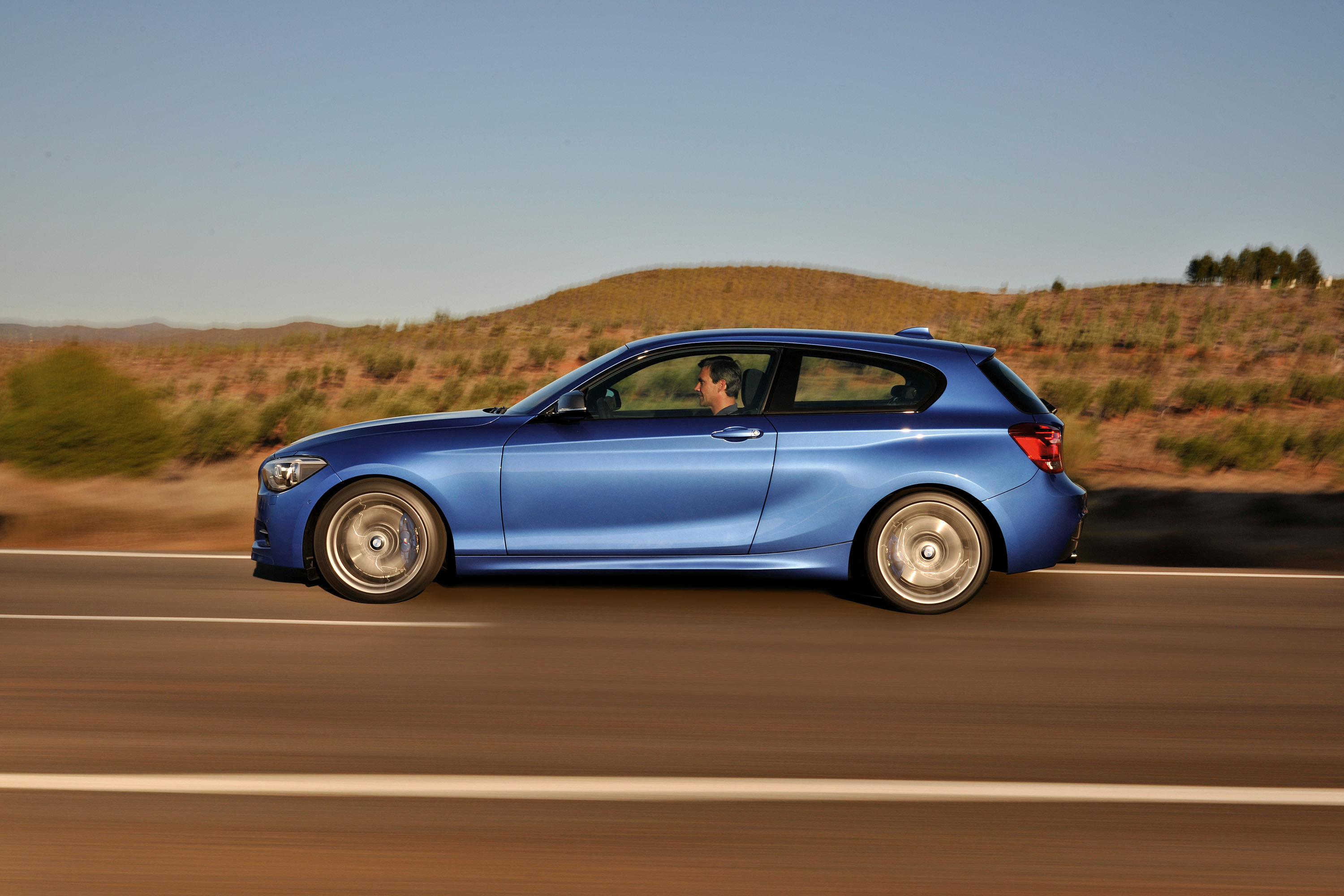 BMW 1-Series 3-Door photo #41