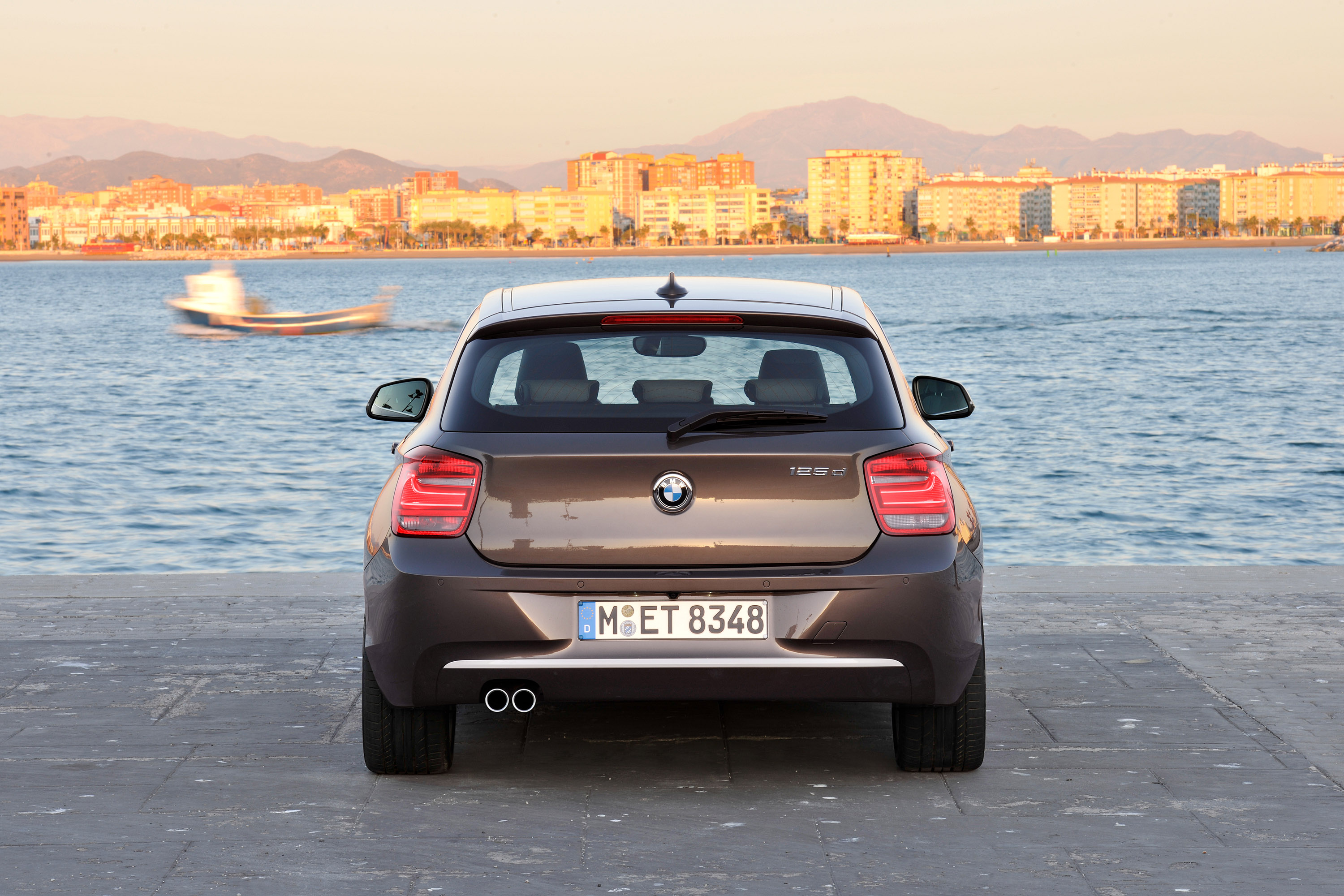 BMW 1-Series 3-Door photo #44