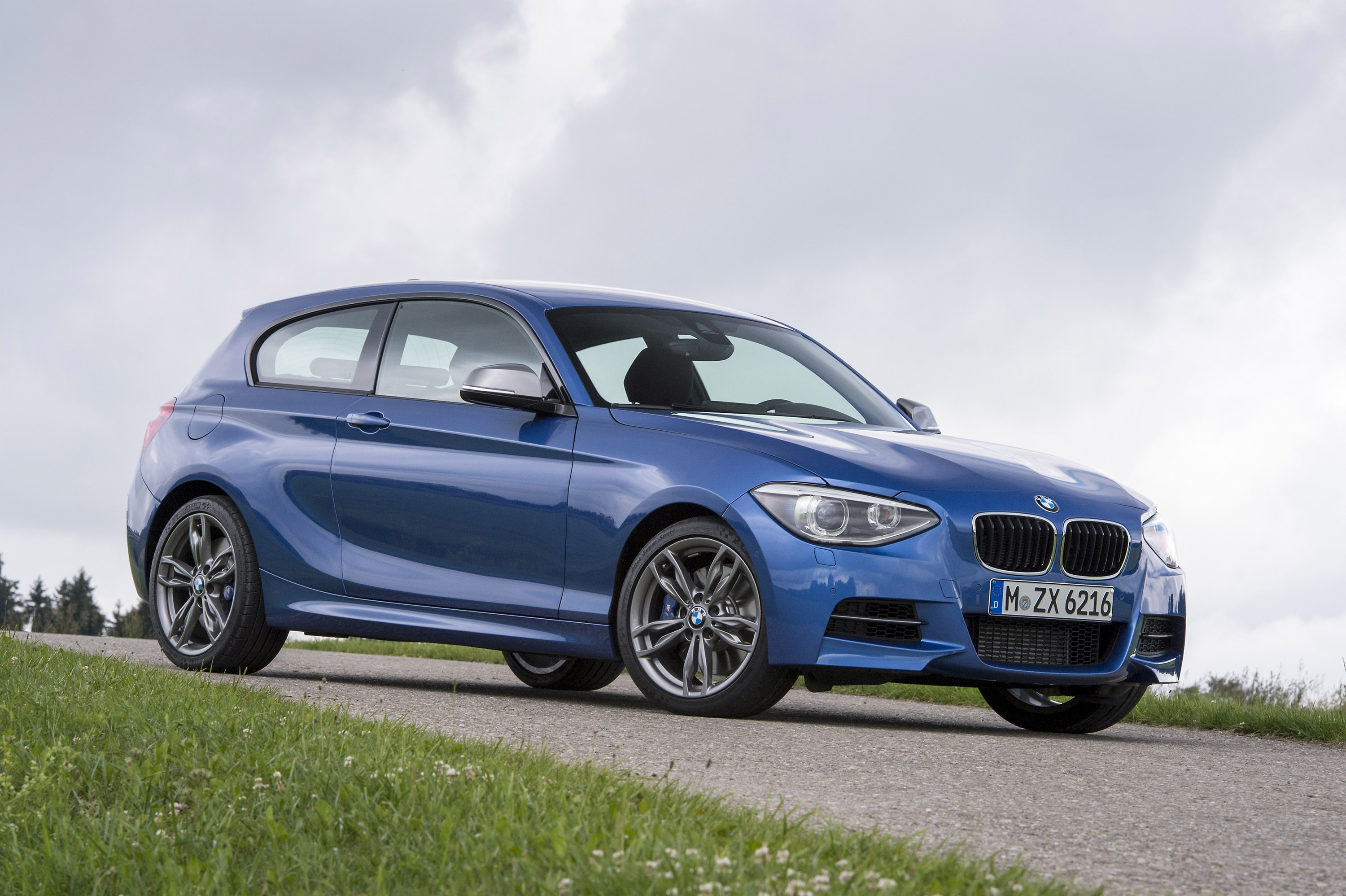 BMW 1-Series 3-Door photo #51