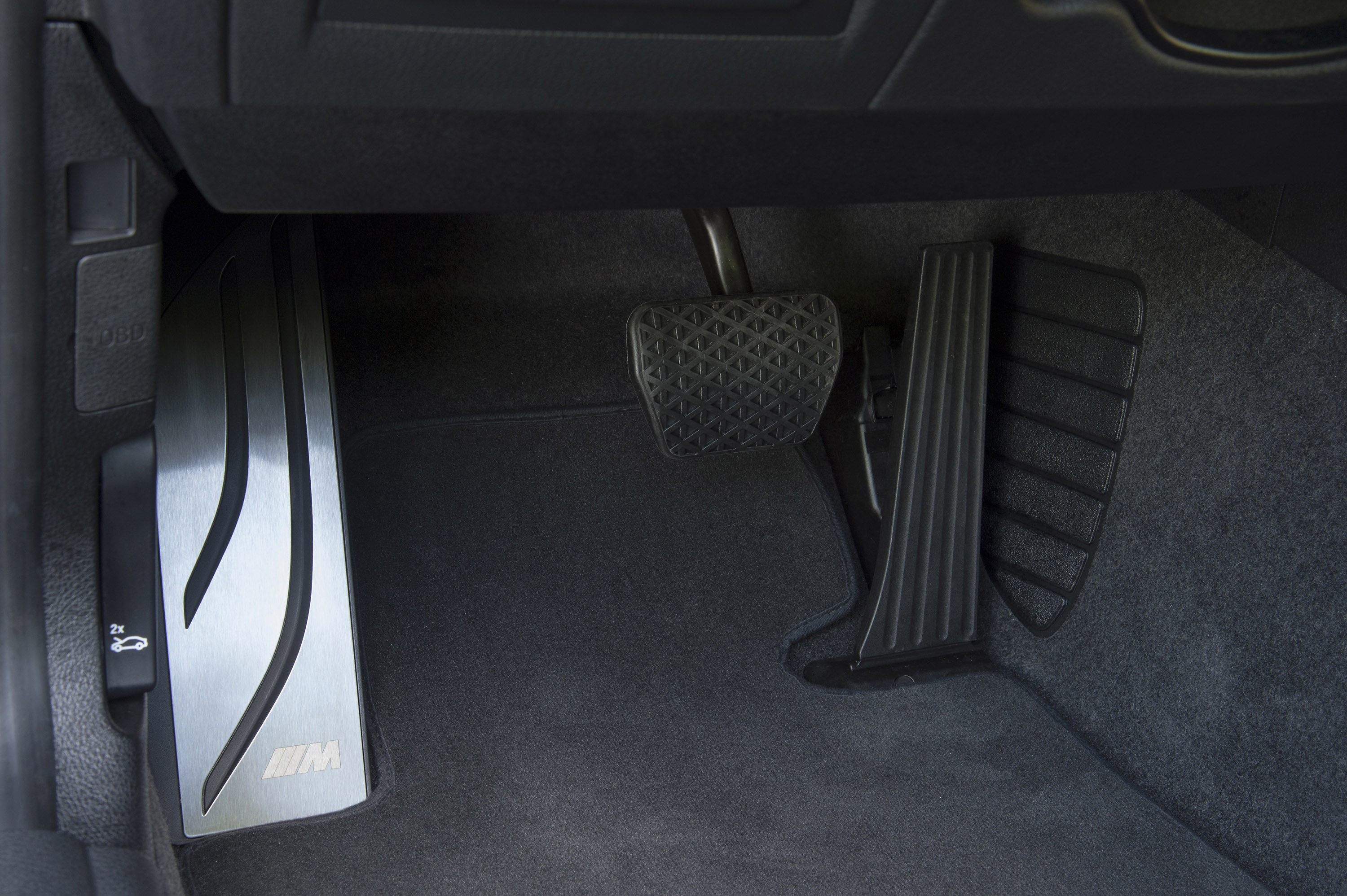 BMW 1-Series 3-Door photo #57