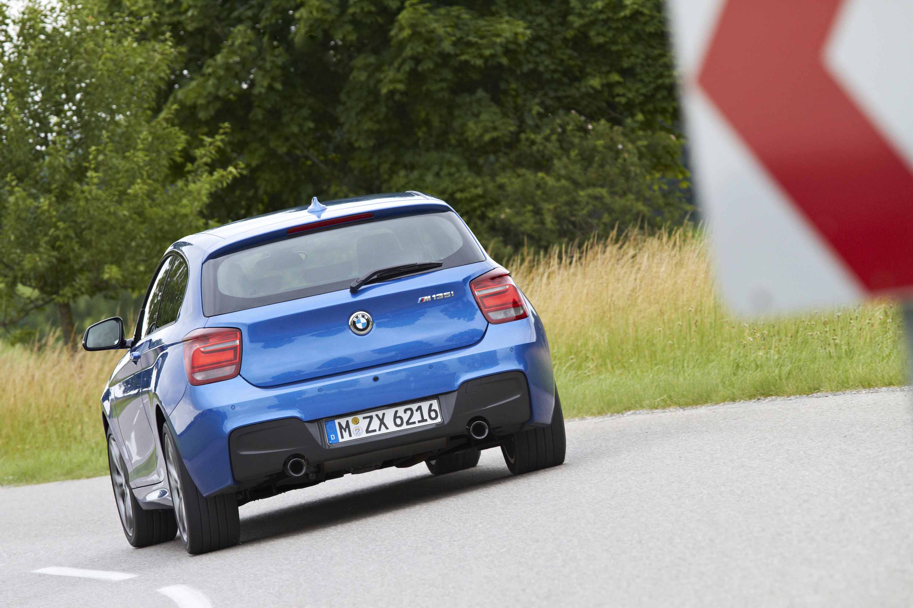 BMW 1-Series 3-Door photo #73